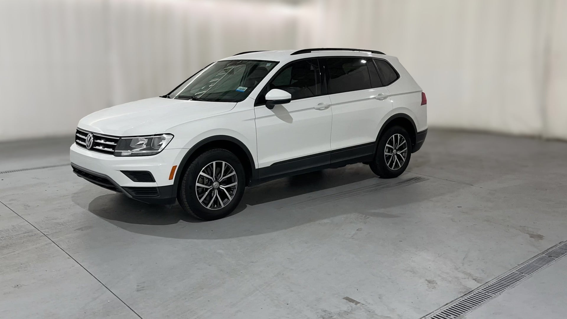 2021 Volkswagen Tiguan vehicle photo