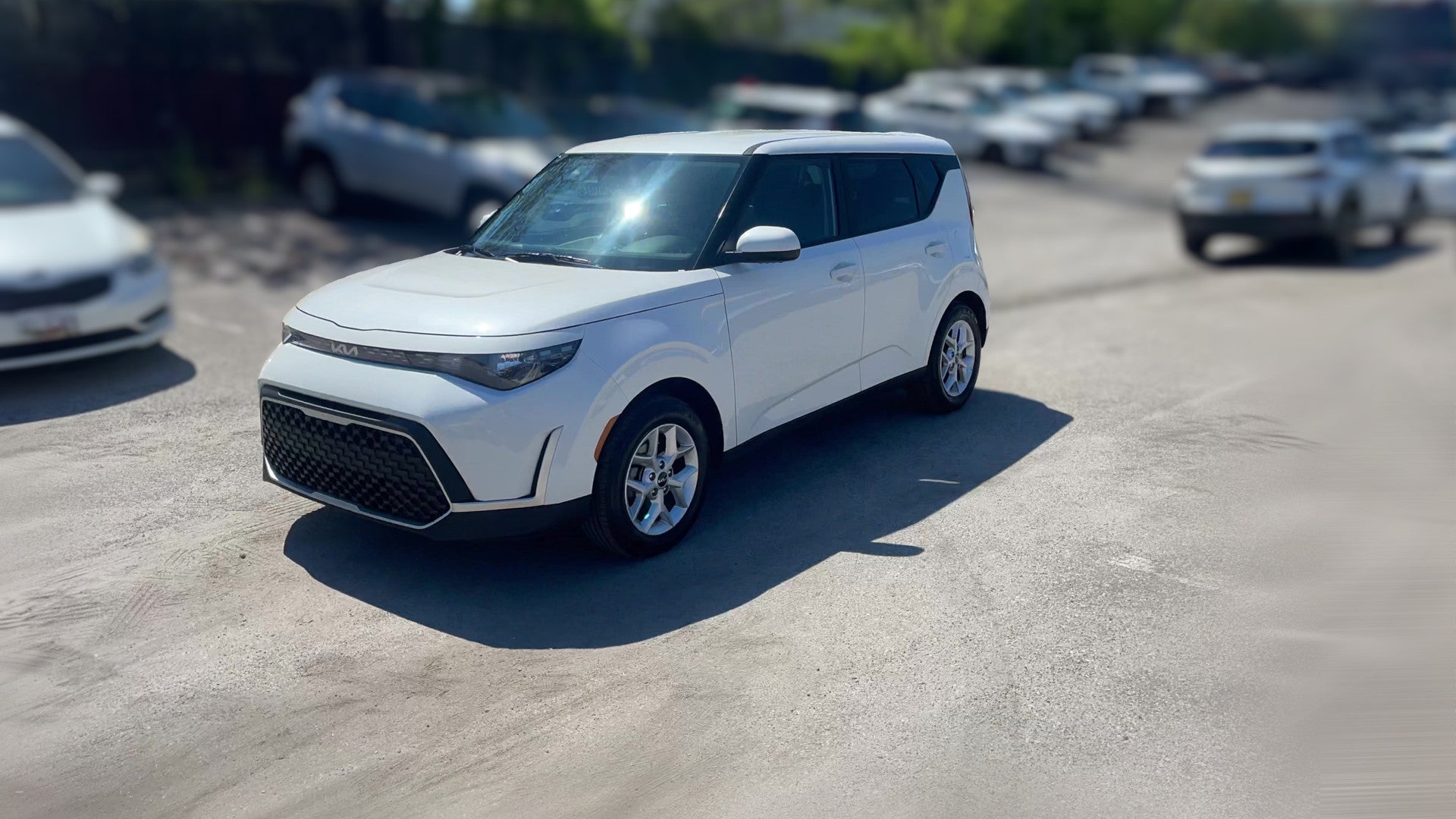 2025 Kia Soul vehicle photo