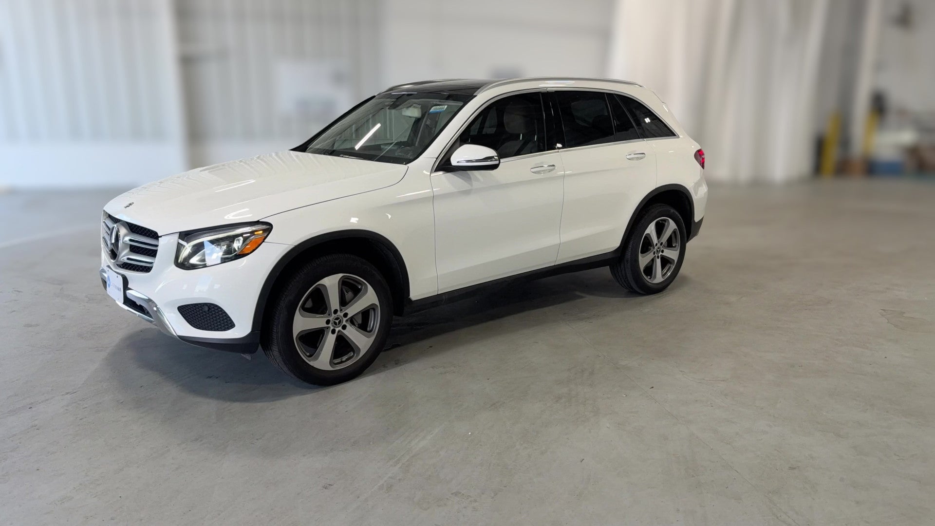 2019 Mercedes-Benz GLC vehicle photo