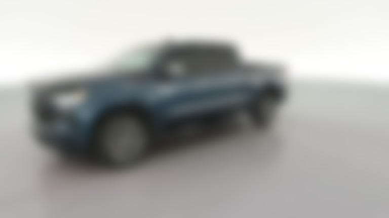 2022 Chevrolet Silverado 1500 Crew Cab vehicle photo