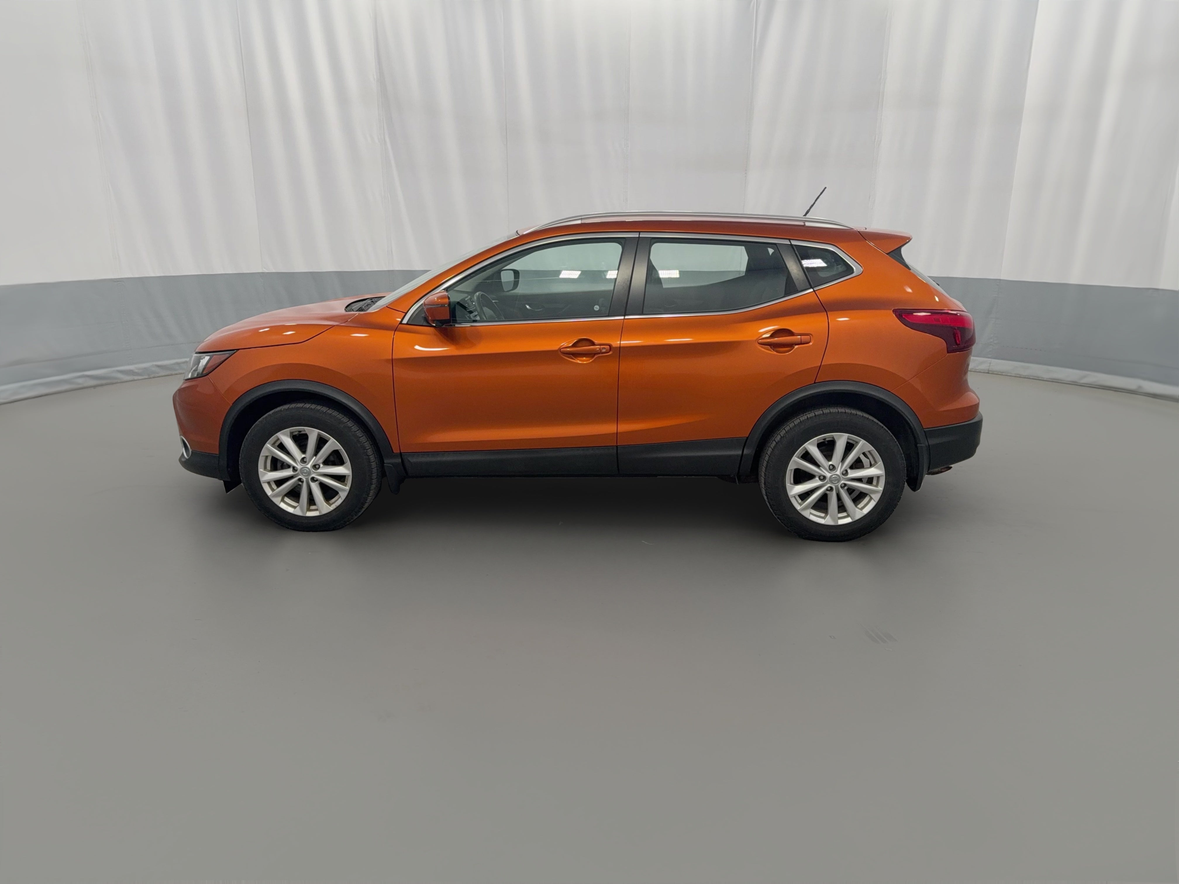 2017 Nissan Rogue Sport SV - Photo 28