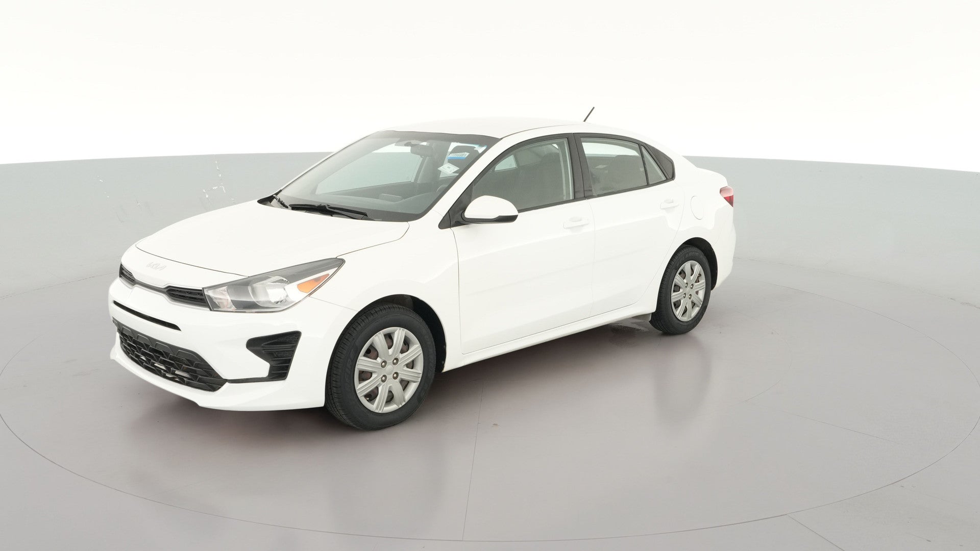 2022 Kia Rio vehicle photo