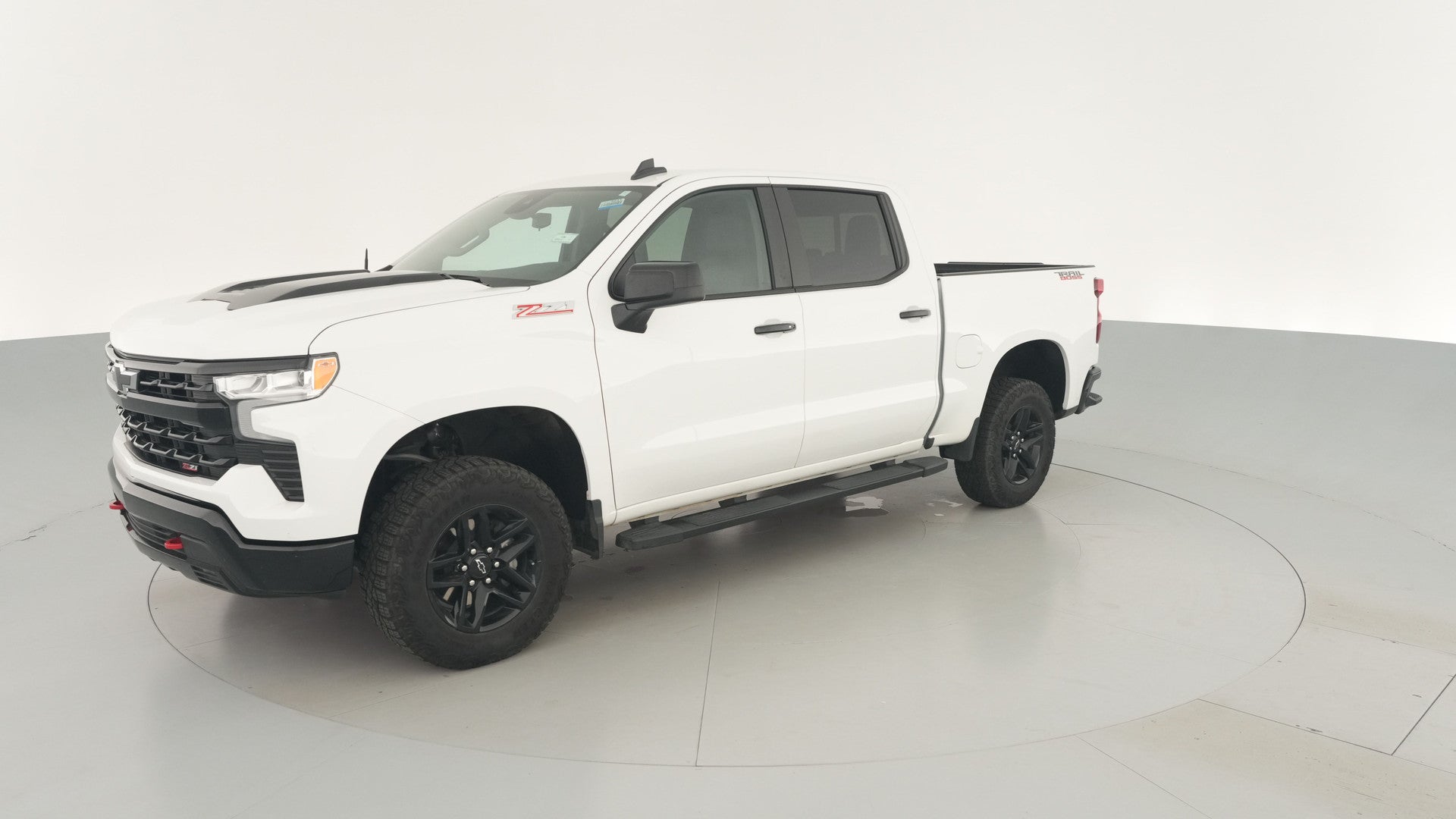 2024 Chevrolet Silverado 1500 Crew Cab vehicle photo