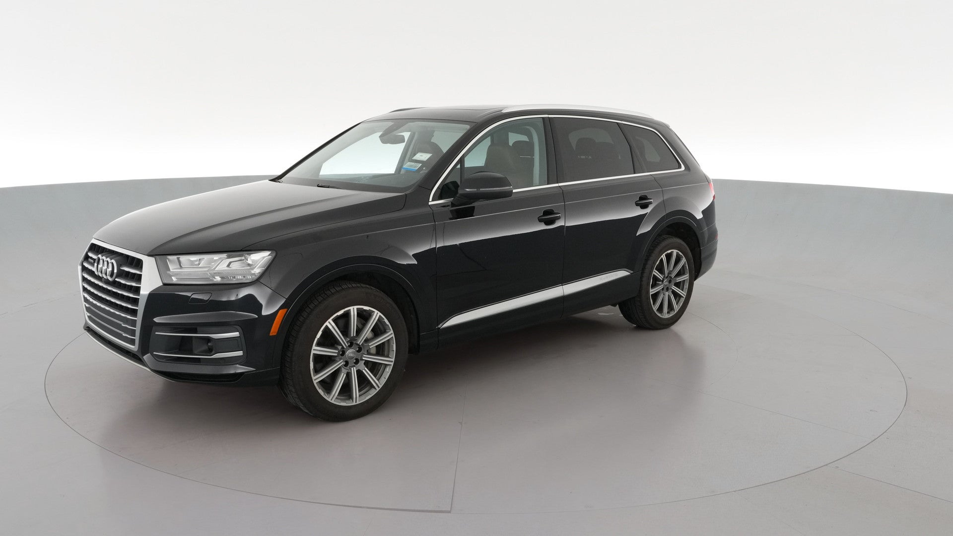 2018 Audi Q7 vehicle photo
