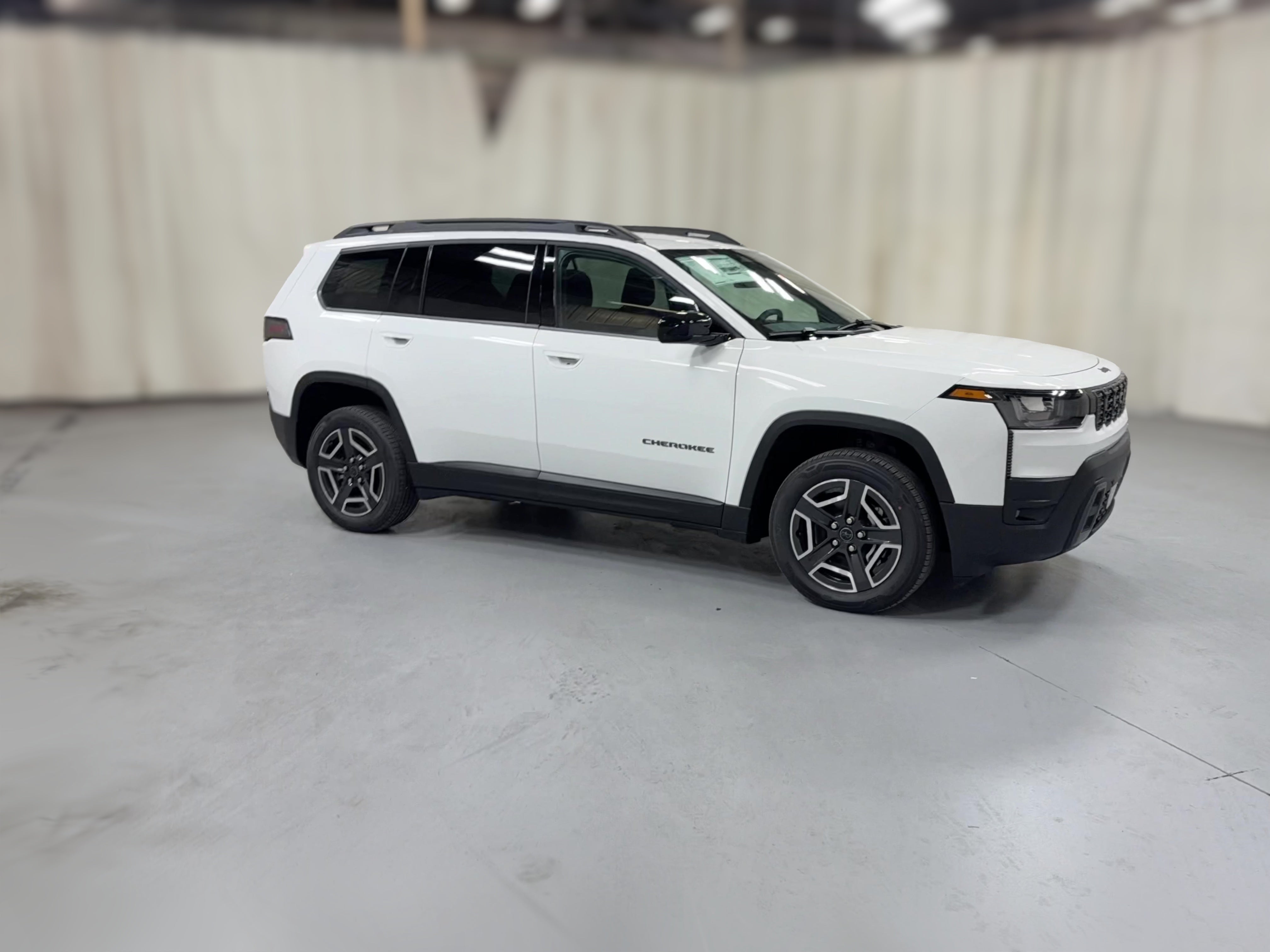 2026 Jeep Cherokee Laredo - Photo 33