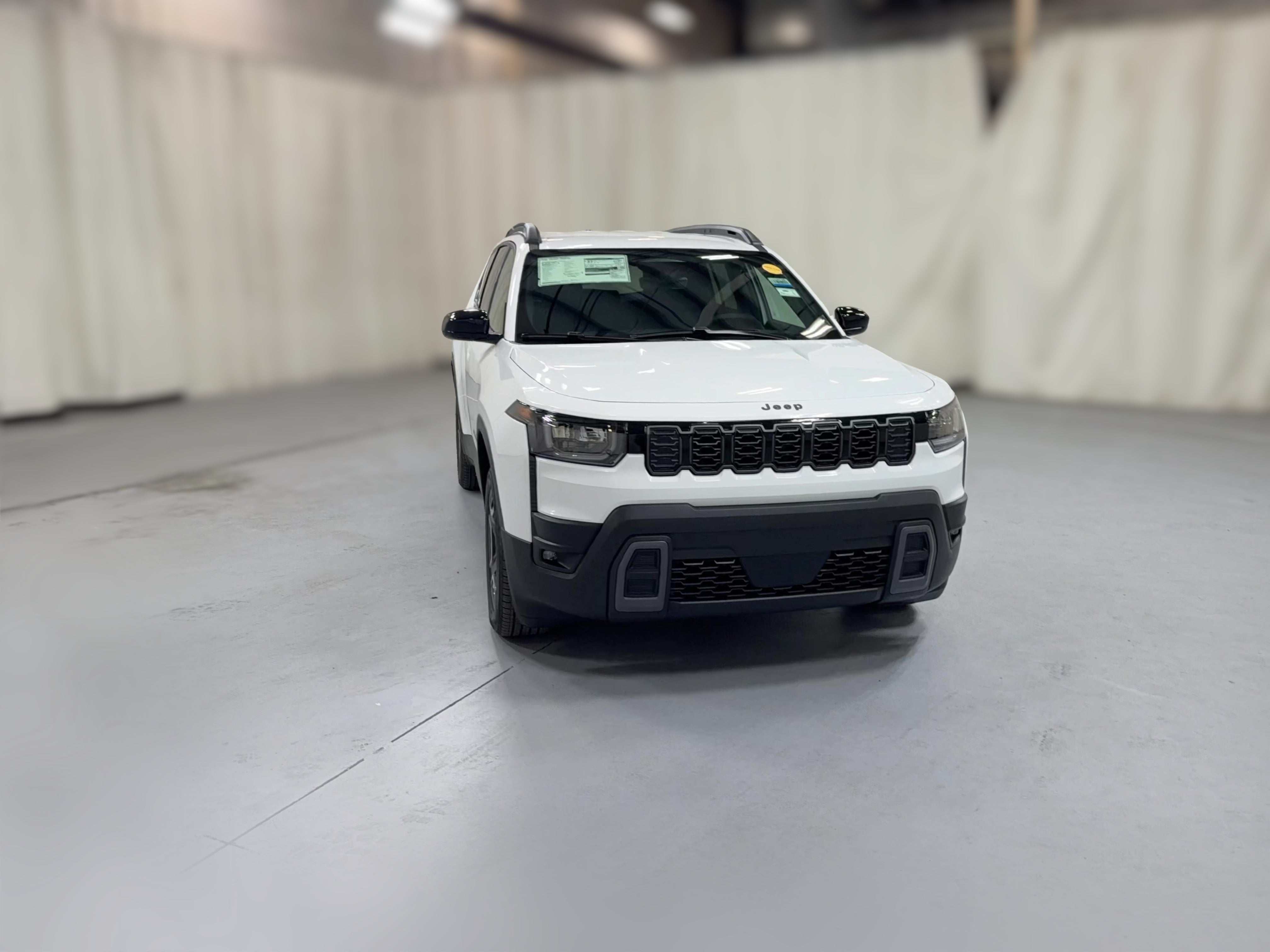 2026 Jeep Cherokee Laredo - Photo 35