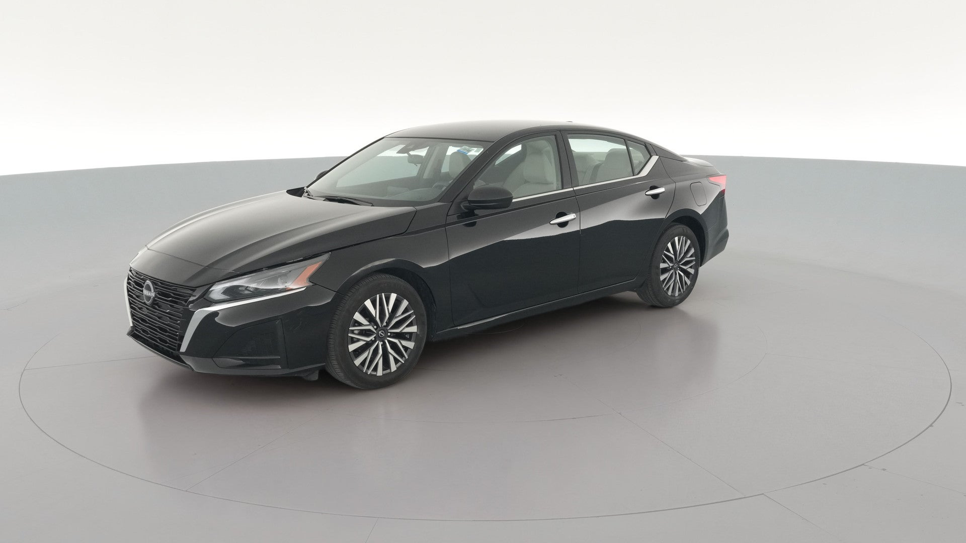 2025 Nissan Altima vehicle photo