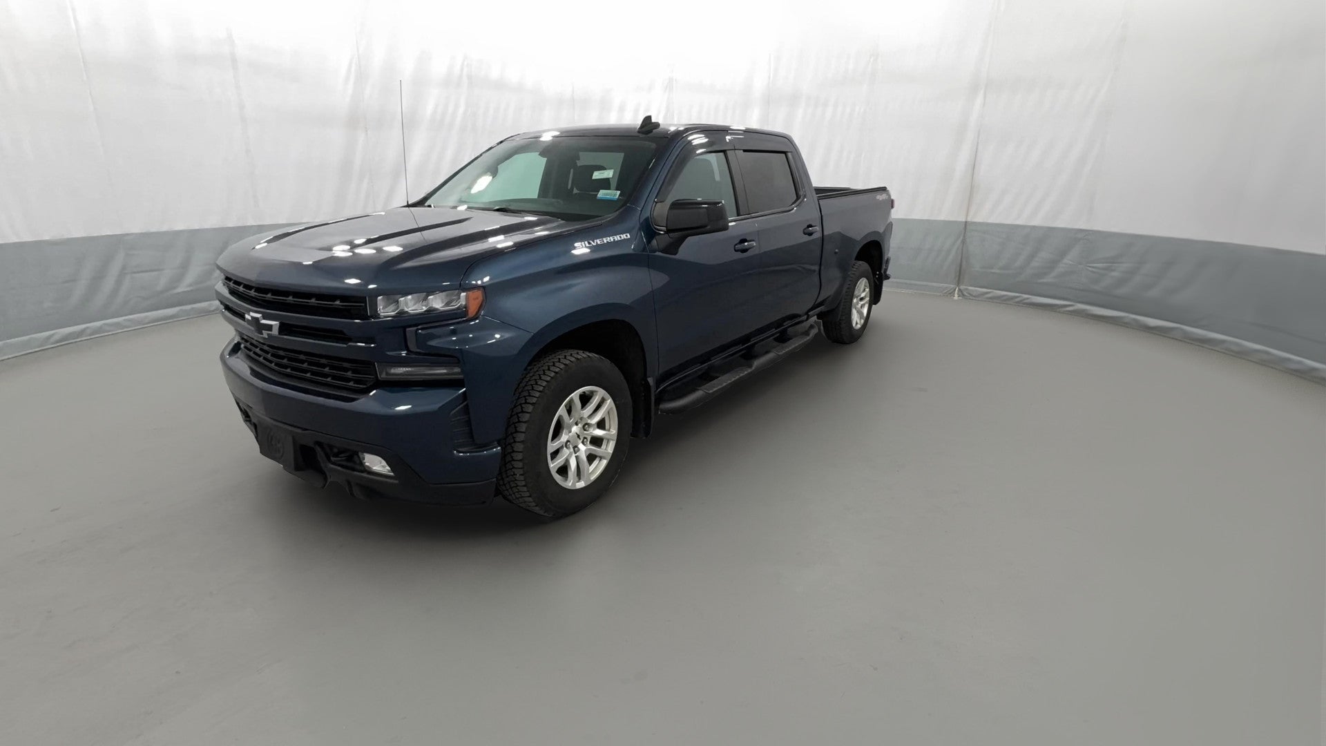 2019 Chevrolet Silverado 1500 Crew Cab vehicle photo