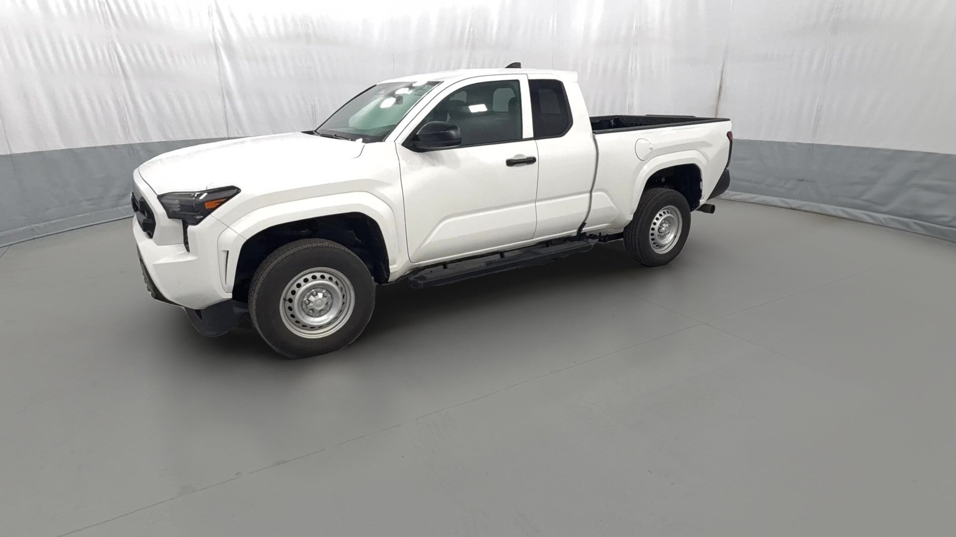 2025 Toyota Tacoma XtraCab vehicle photo