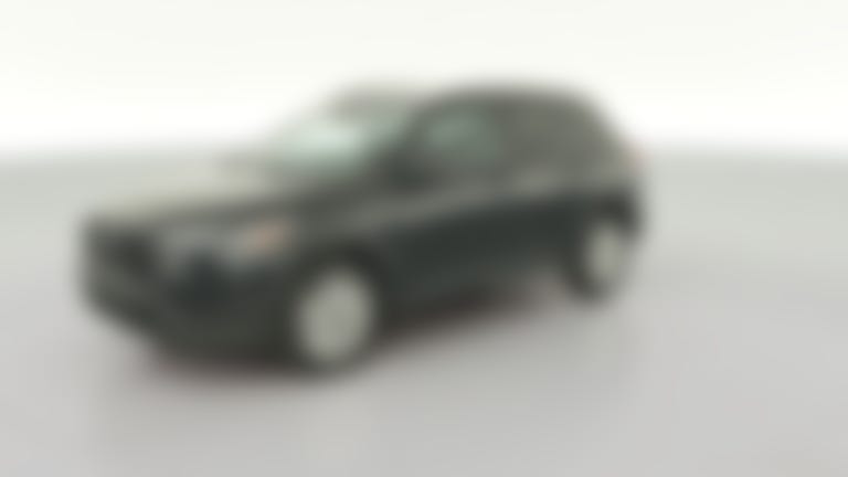 2024 Toyota Corolla Cross vehicle photo