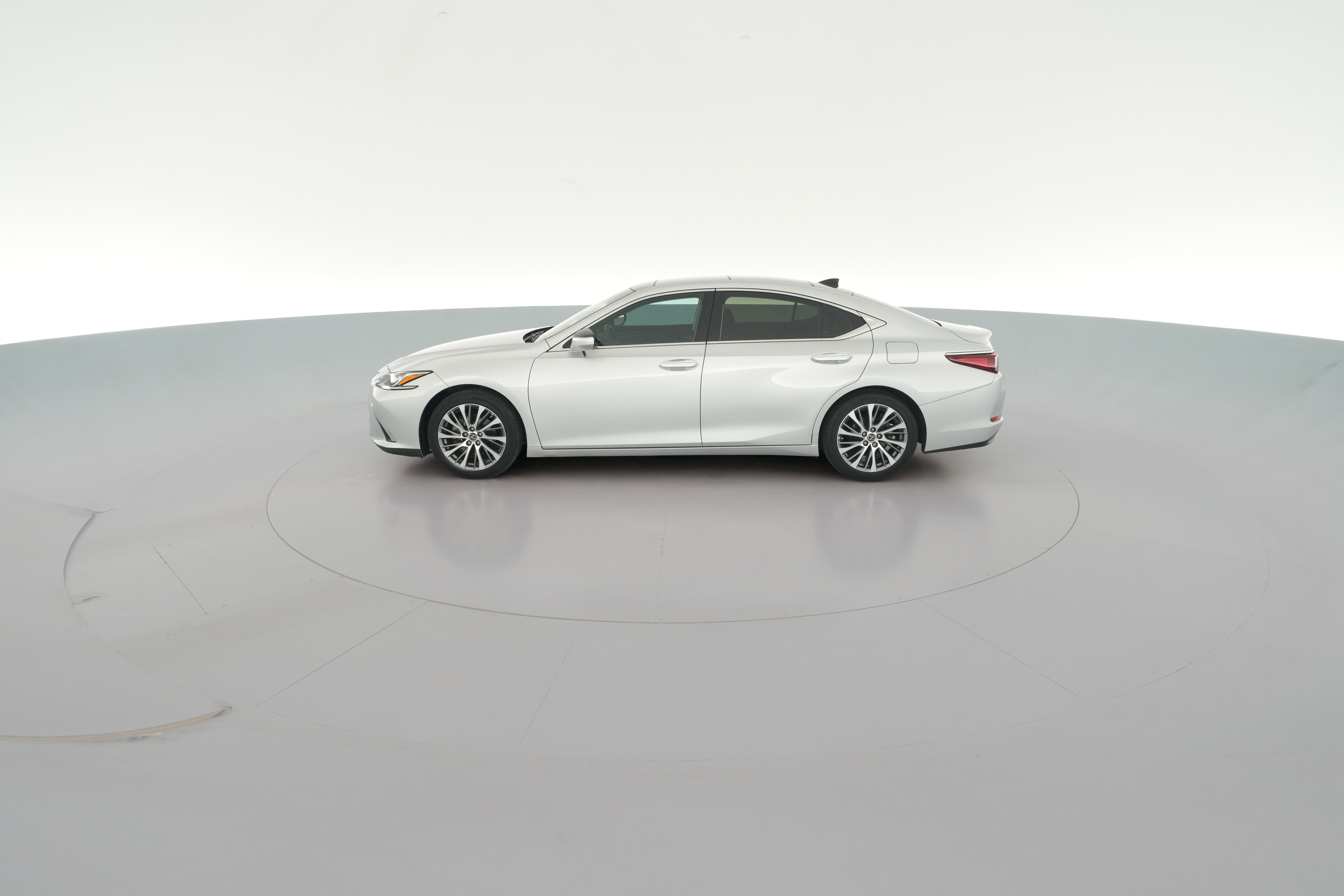 2020 Lexus ES 350 - Photo 28