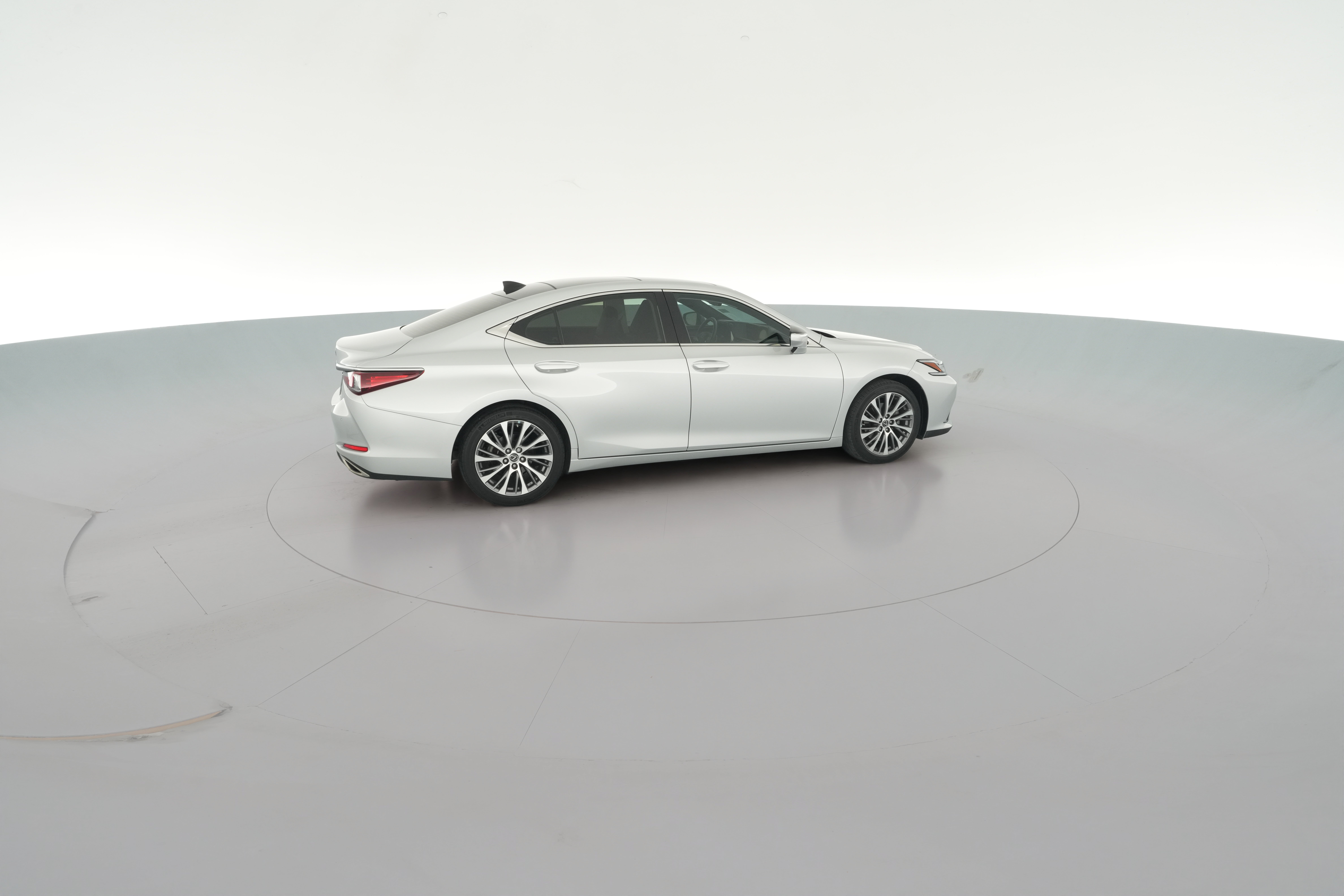 2020 Lexus ES 350 - Photo 35