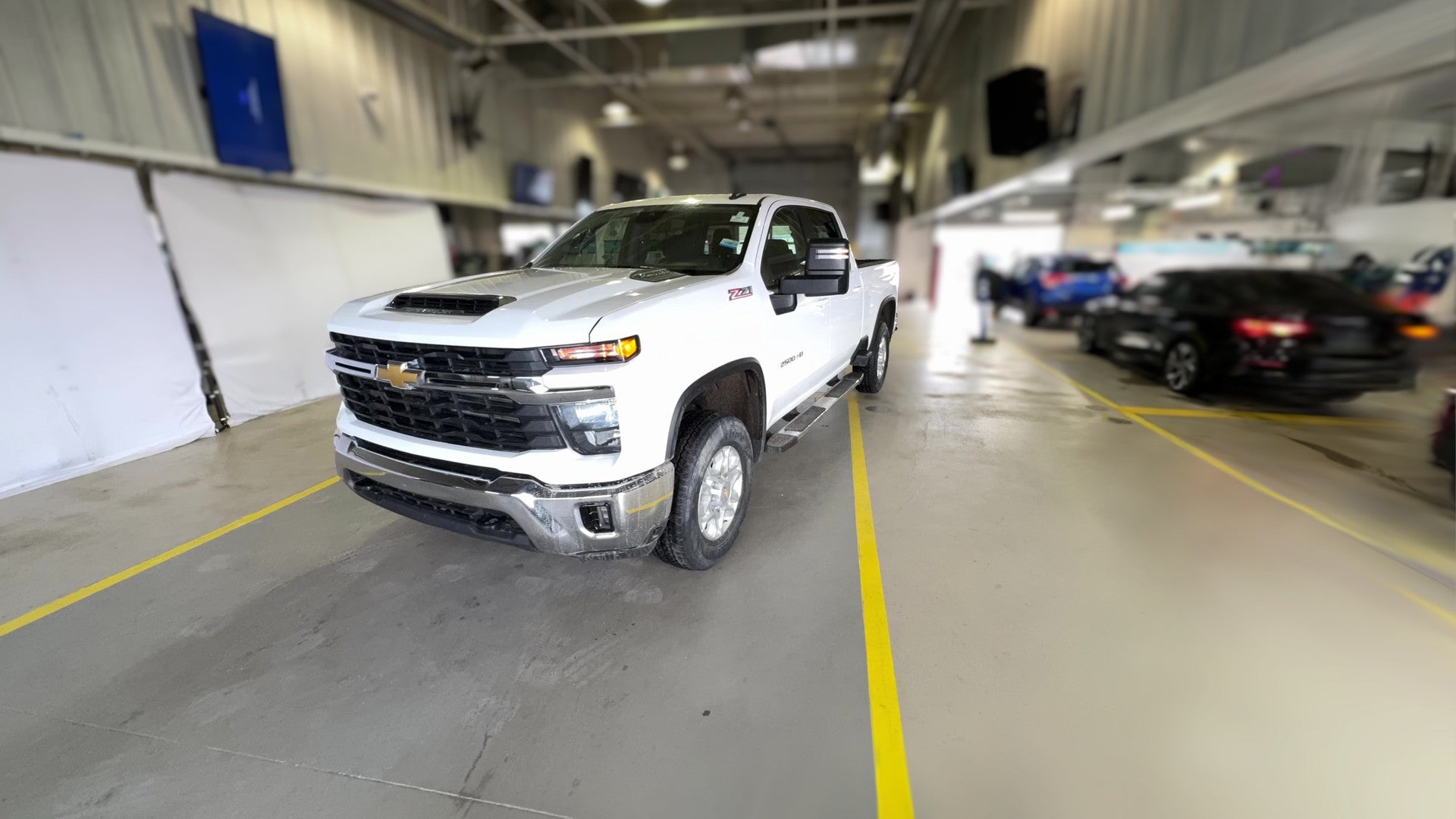 2024 Chevrolet Silverado 2500 HD Crew Cab vehicle photo