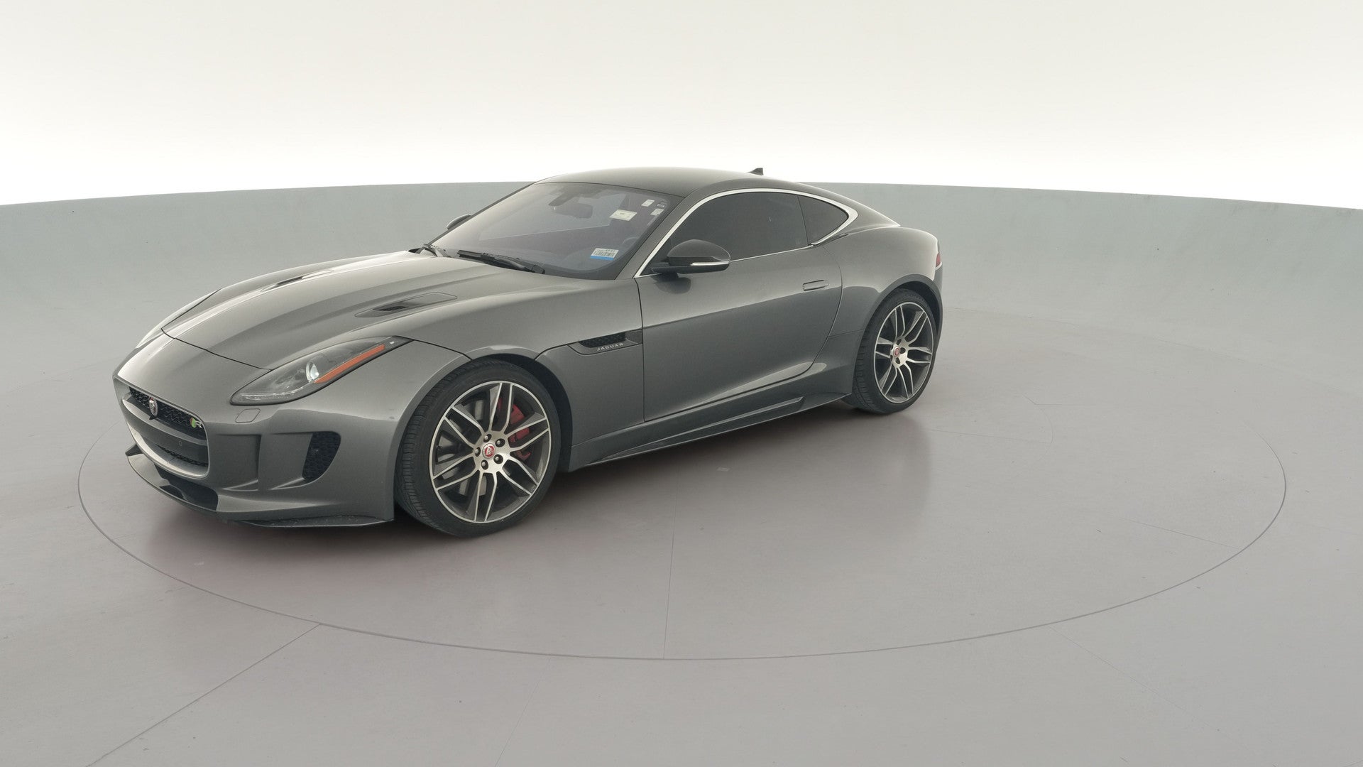 2017 Jaguar F-TYPE vehicle photo
