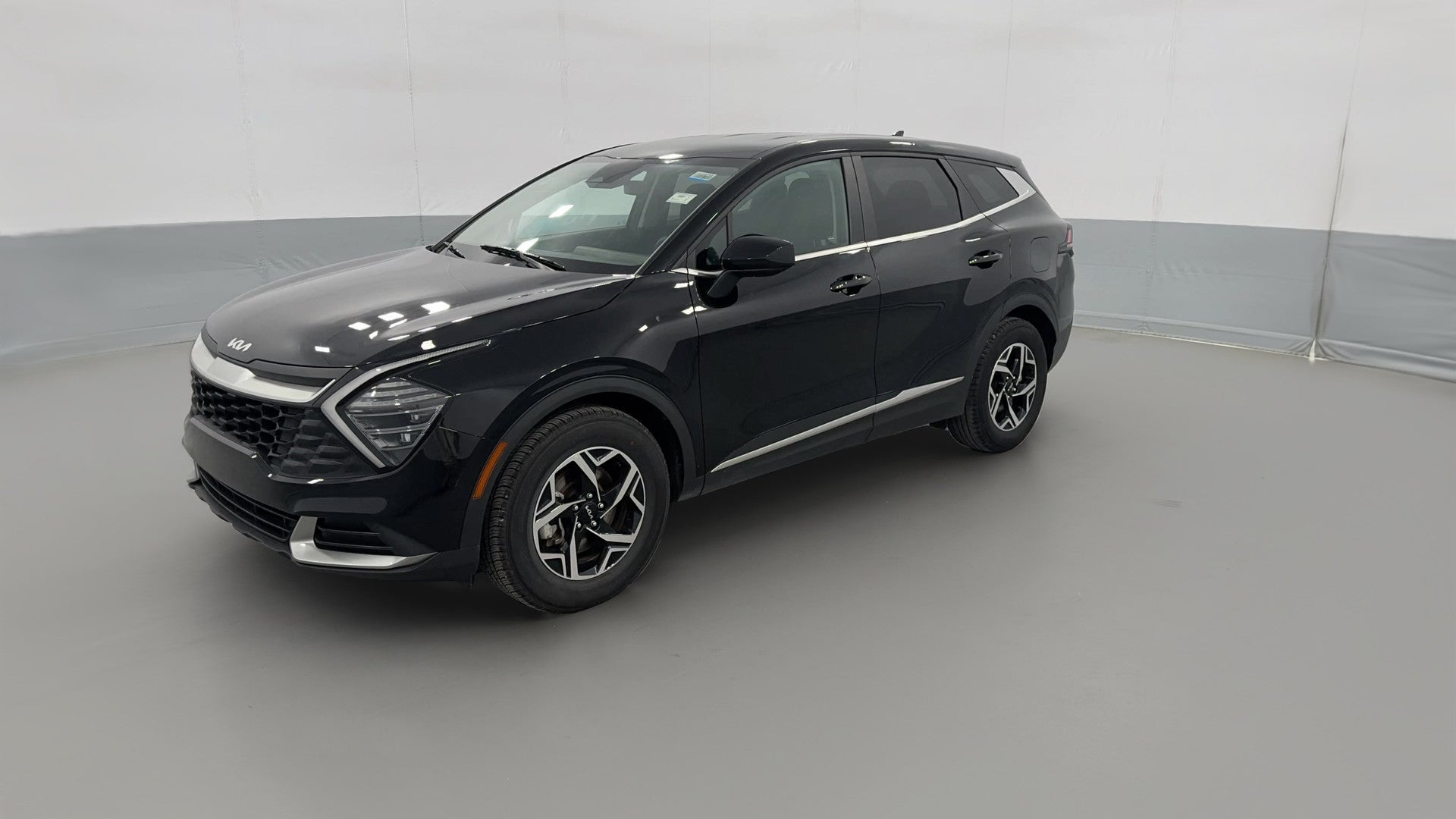 2025 Kia Sportage vehicle photo
