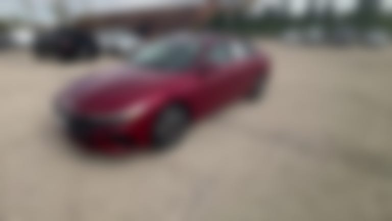2025 Hyundai Elantra vehicle photo