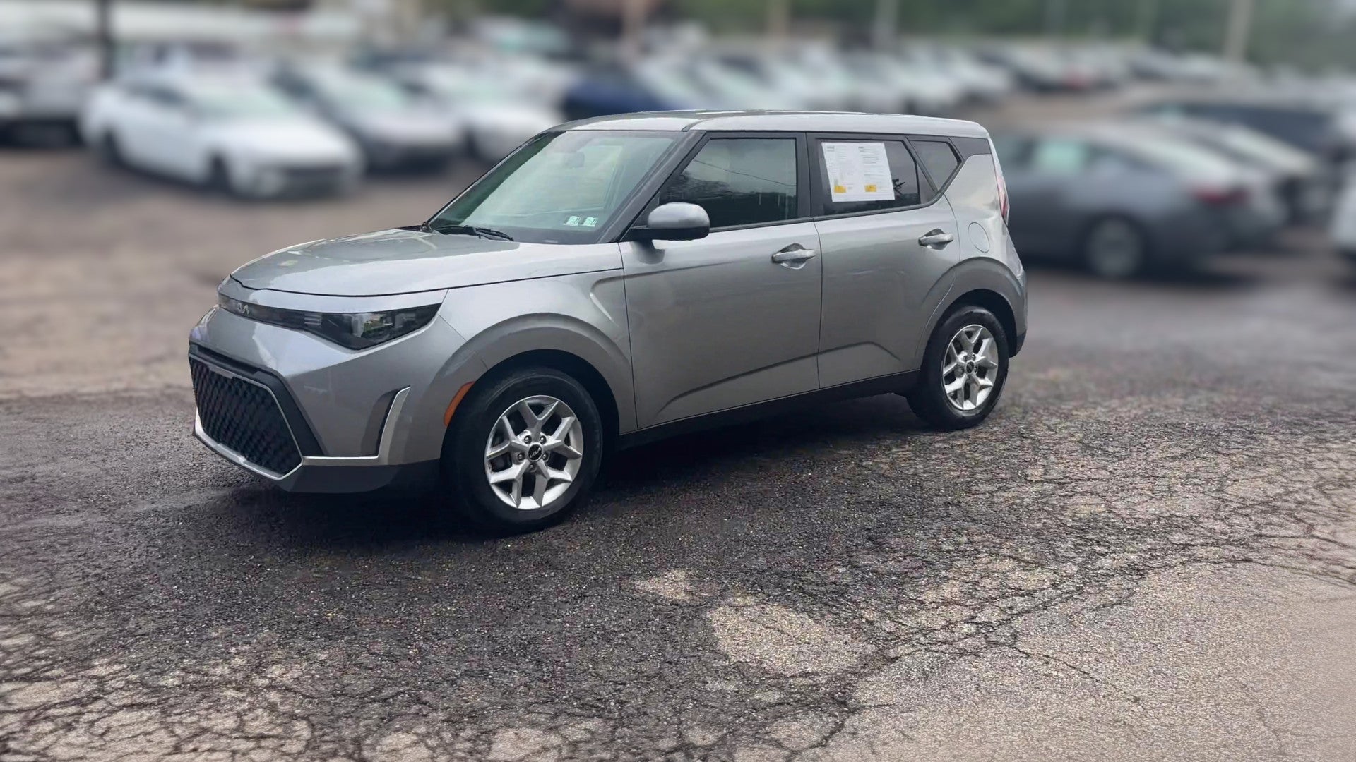 2025 Kia Soul vehicle photo