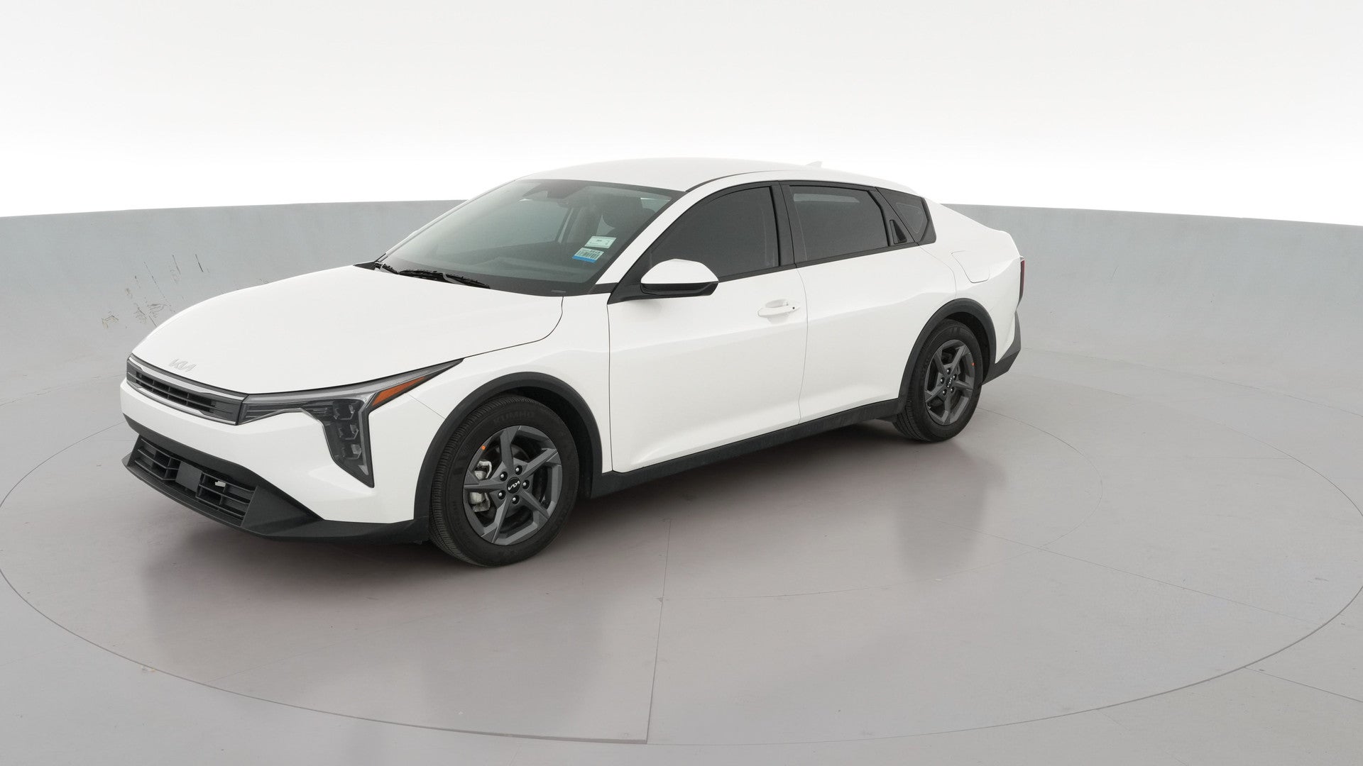 2025 Kia K4 vehicle photo