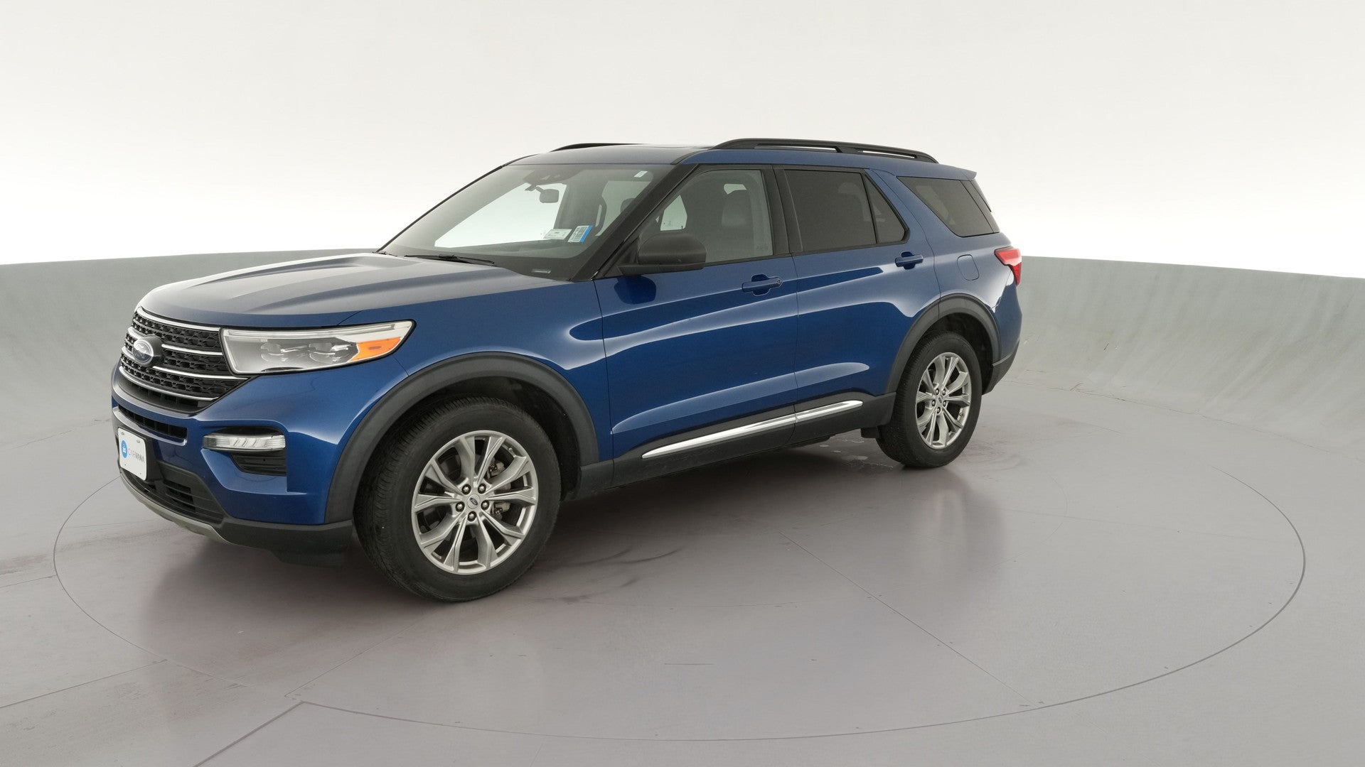 2020 Ford Explorer vehicle photo