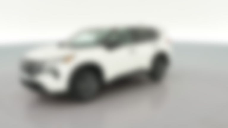 2024 Nissan Rogue vehicle photo