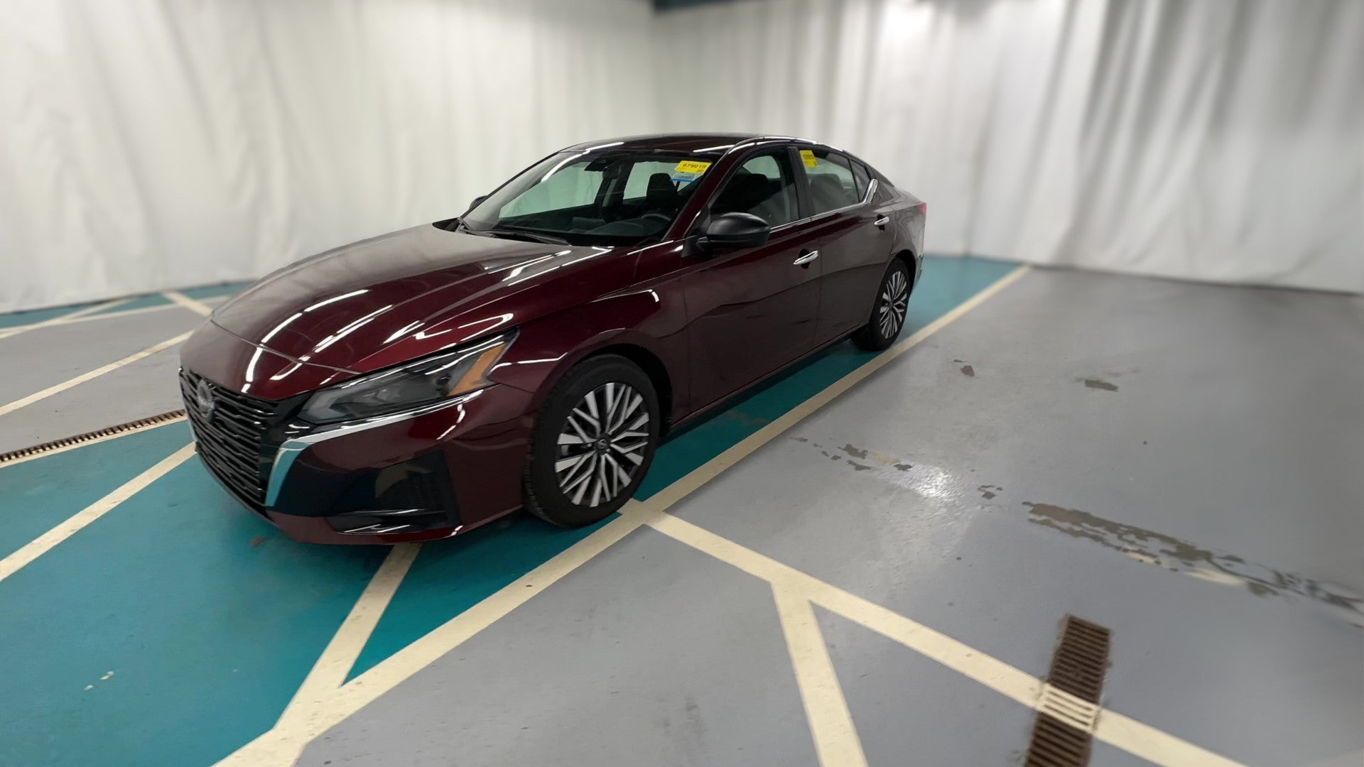 2025 Nissan Altima vehicle photo