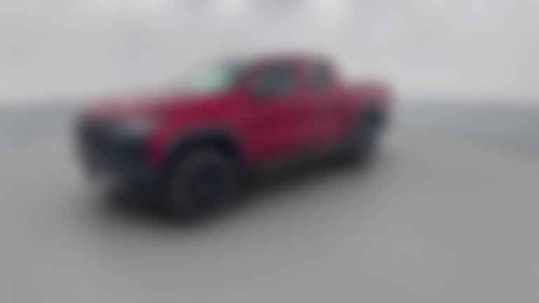 2024 Chevrolet Colorado Crew Cab vehicle photo