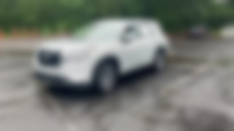 2025 Nissan Pathfinder vehicle photo