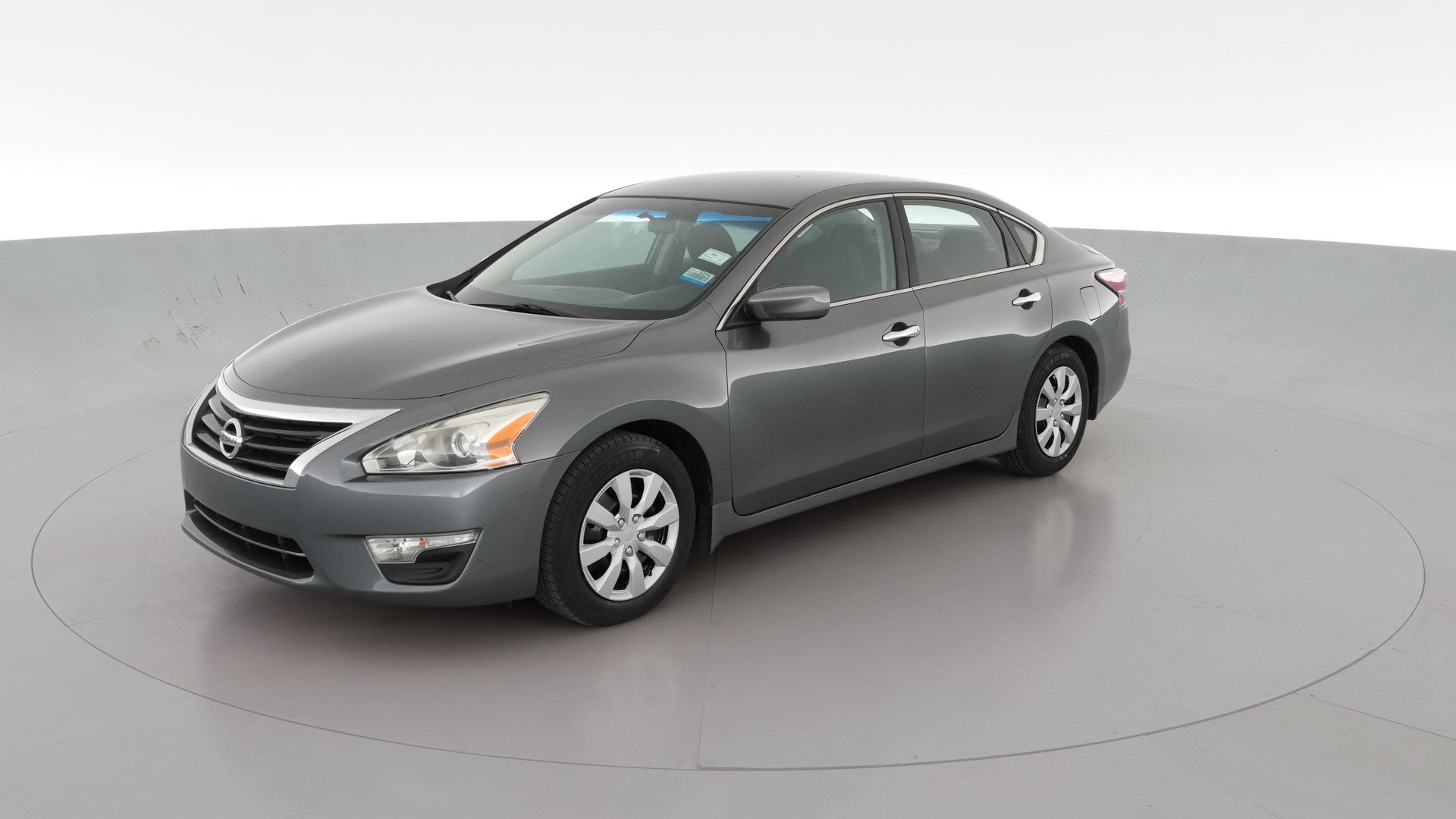 2015 Nissan Altima vehicle photo