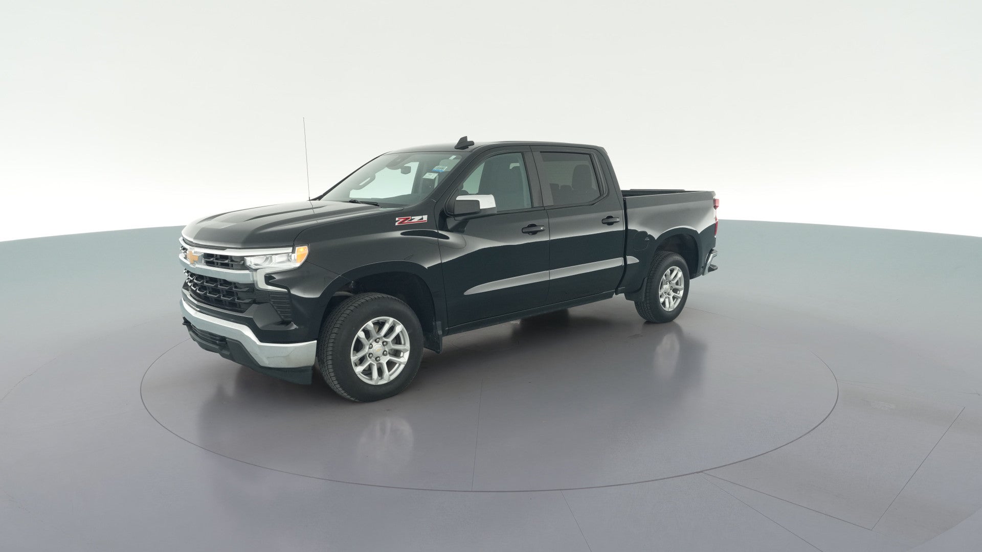 2022 Chevrolet Silverado 1500 Crew Cab vehicle photo