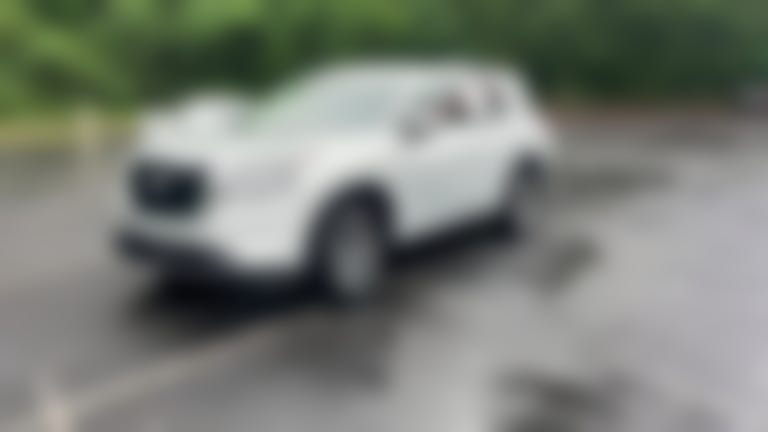2025 Nissan Pathfinder vehicle photo
