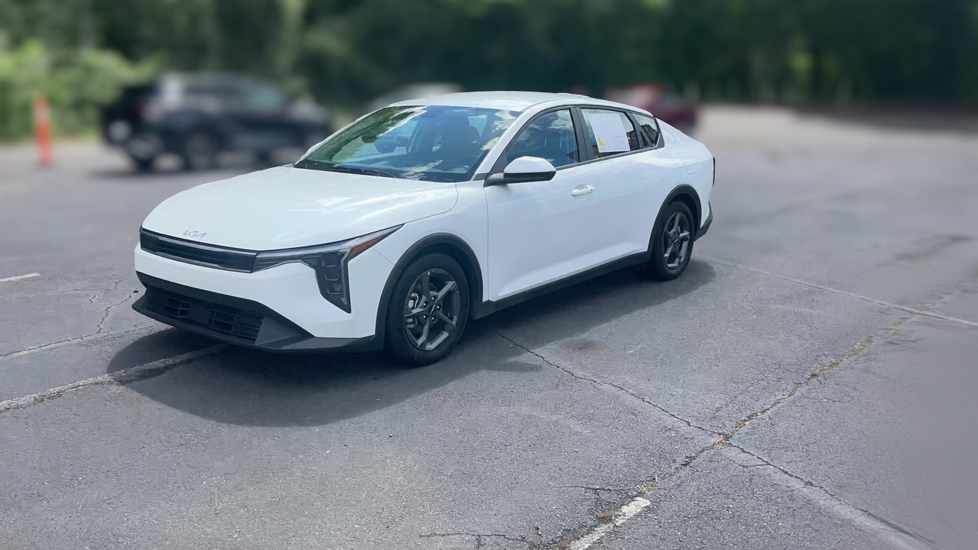 2025 Kia K4 vehicle photo