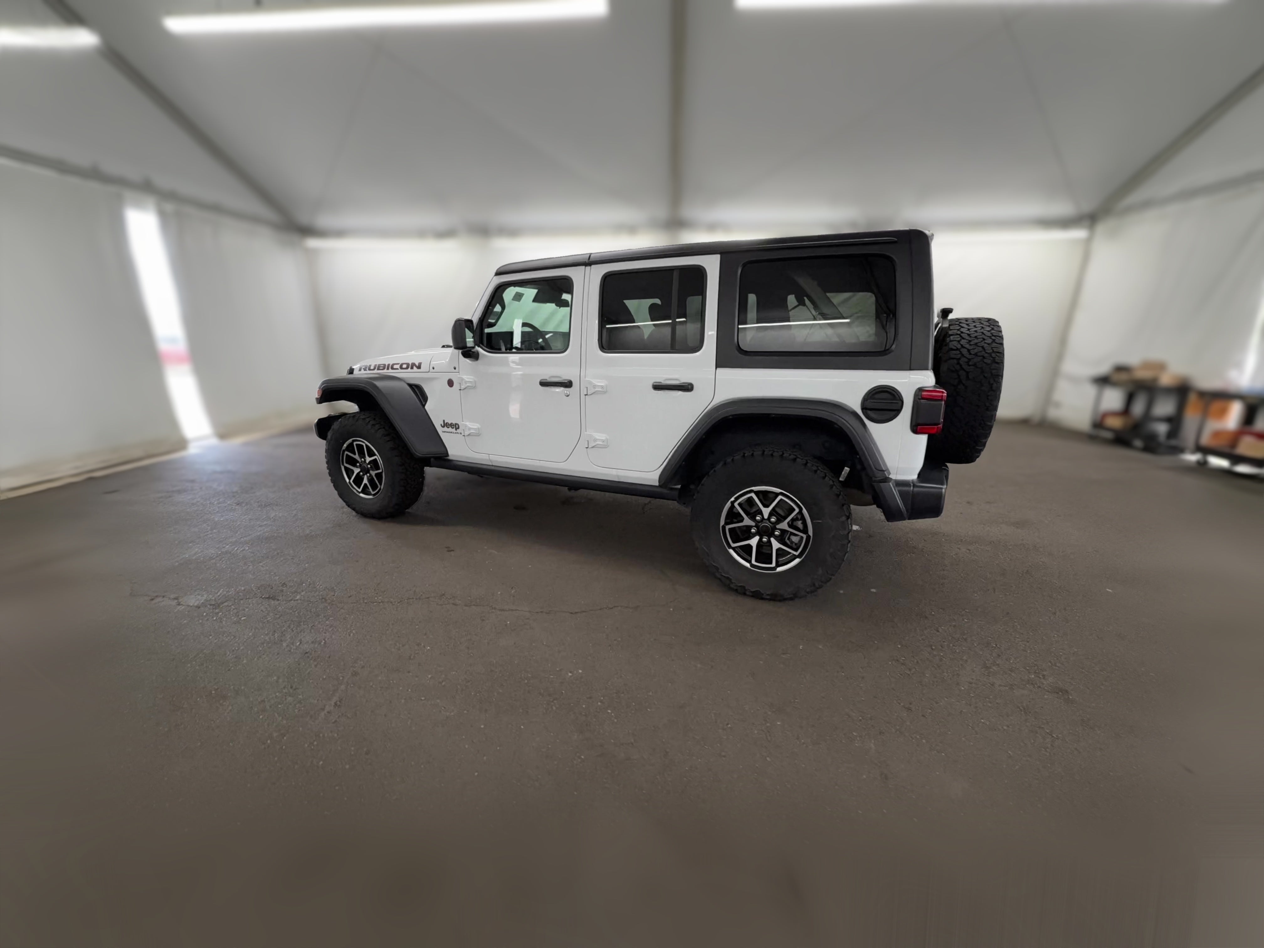 2025 Jeep Wrangler 4-Door Rubicon - Photo 28