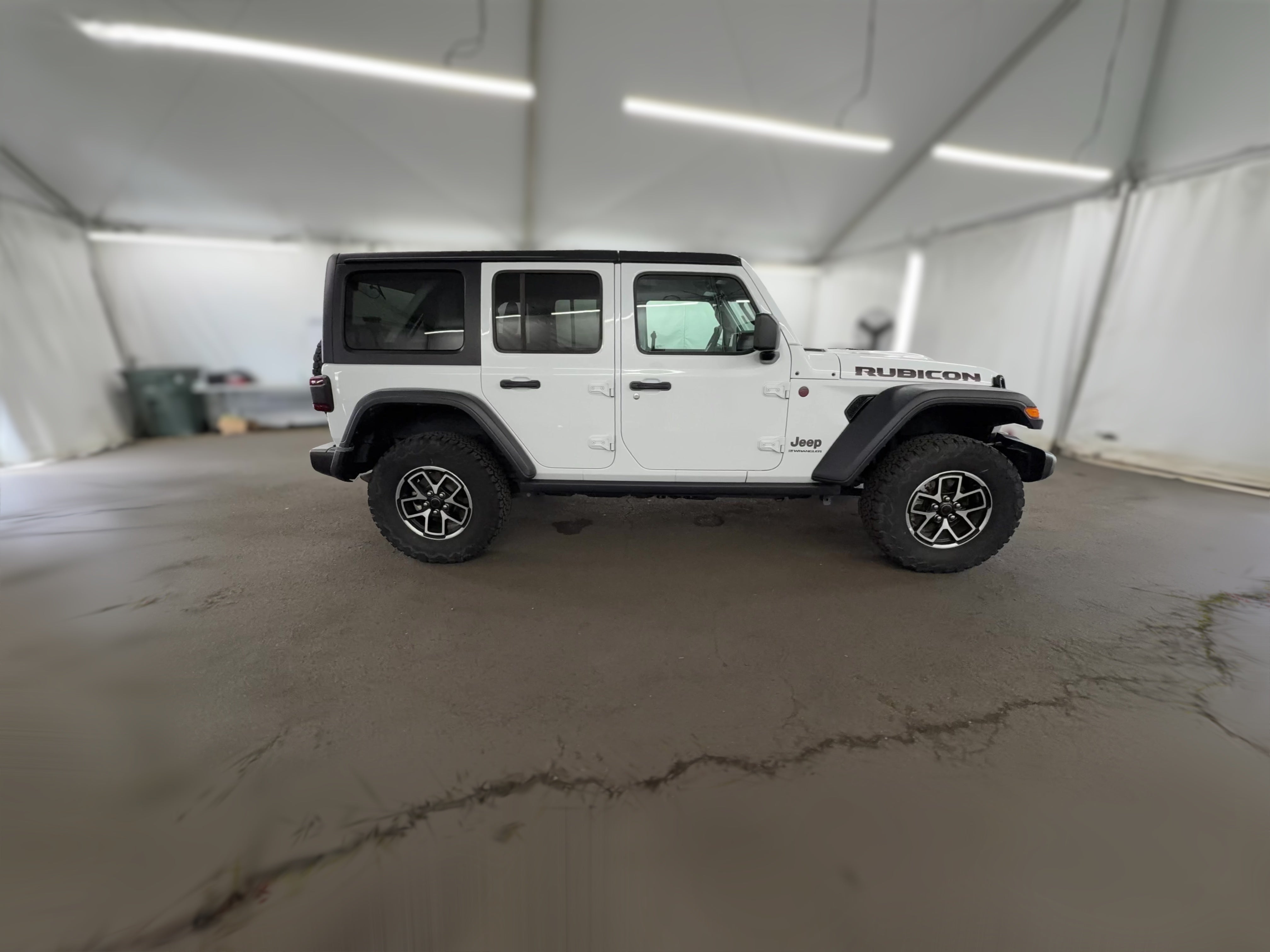 2025 Jeep Wrangler 4-Door Rubicon - Photo 35