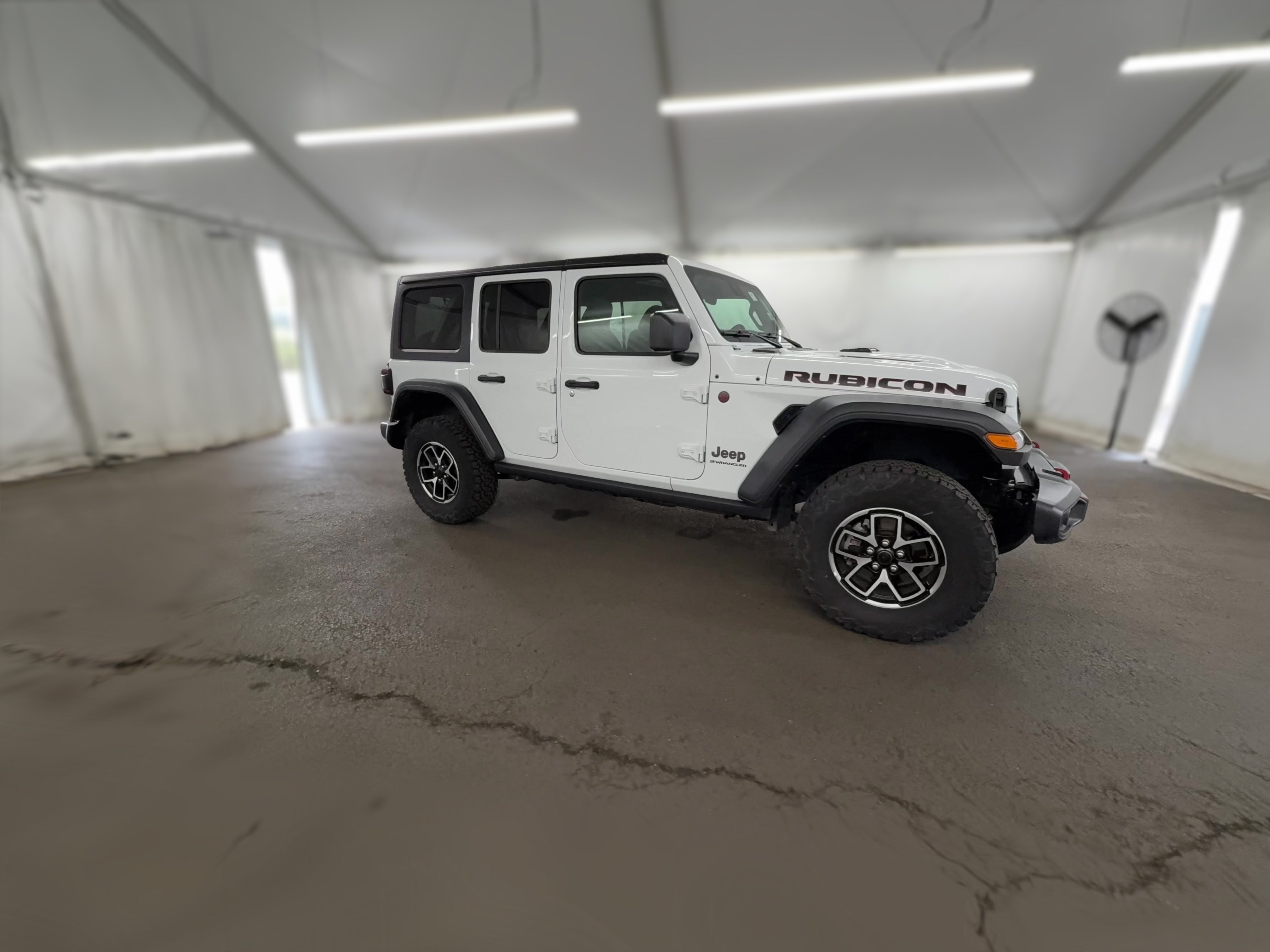 2025 Jeep Wrangler 4-Door Rubicon - Photo 36