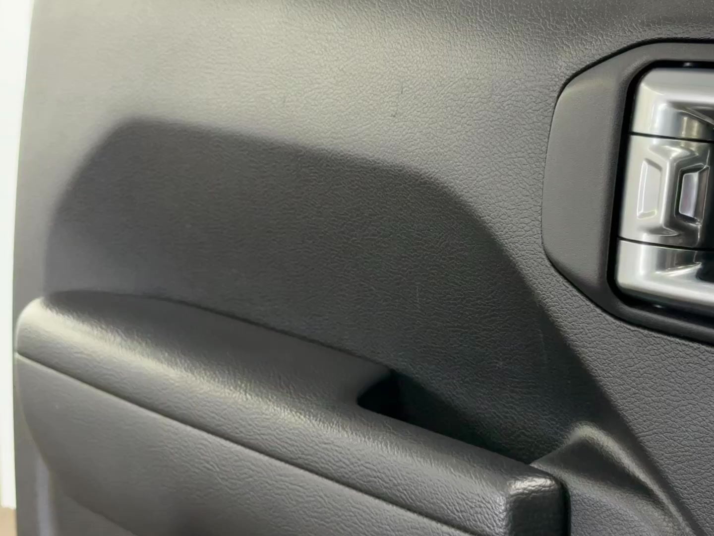 2025 Jeep Wrangler 4-Door Rubicon - Photo 18