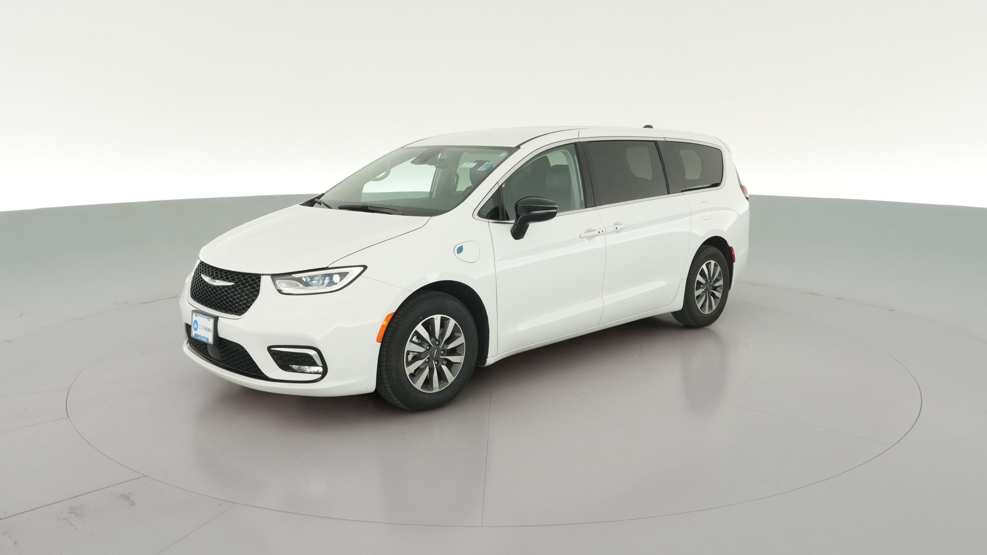 2024 Chrysler Pacifica Hybrid vehicle photo