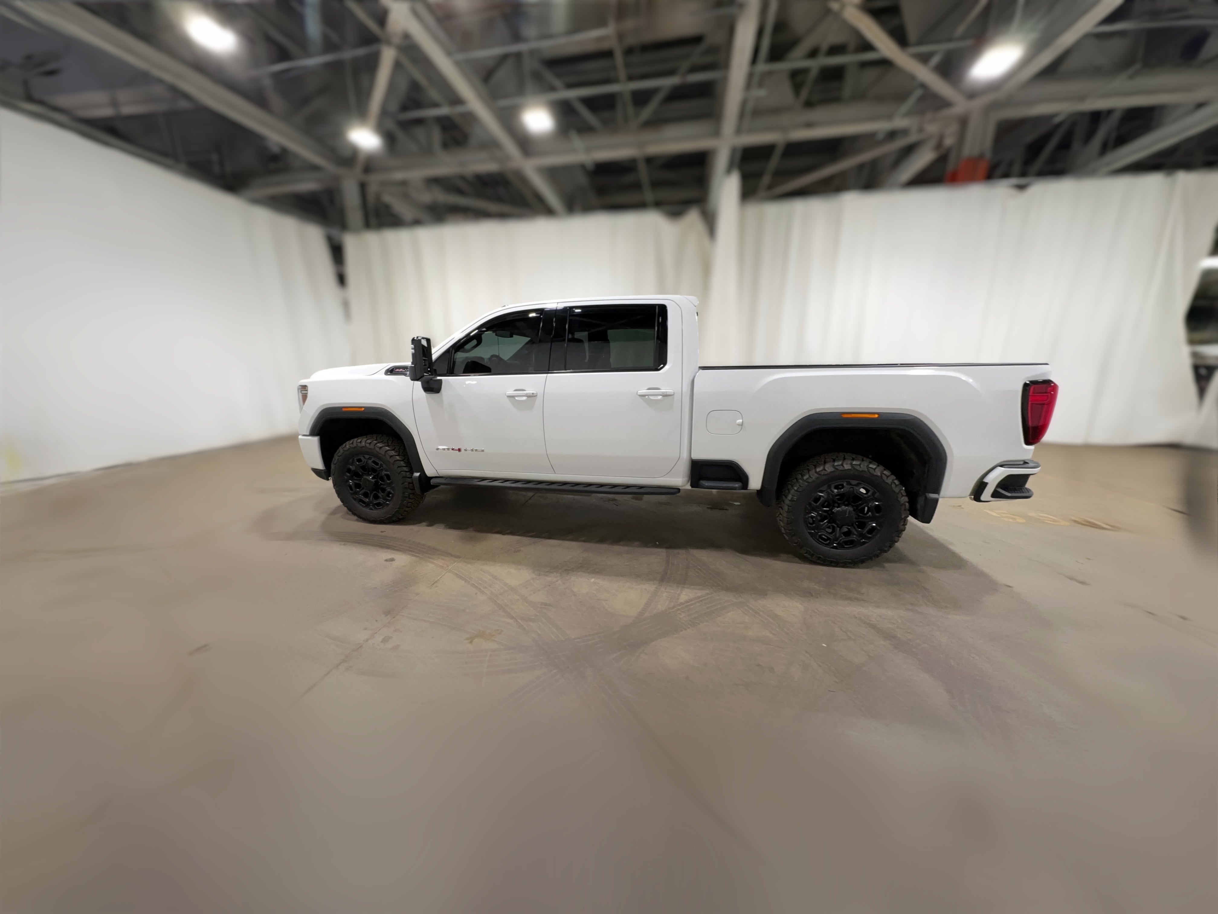 2021 GMC Sierra 3500HD AT4 - Photo 25