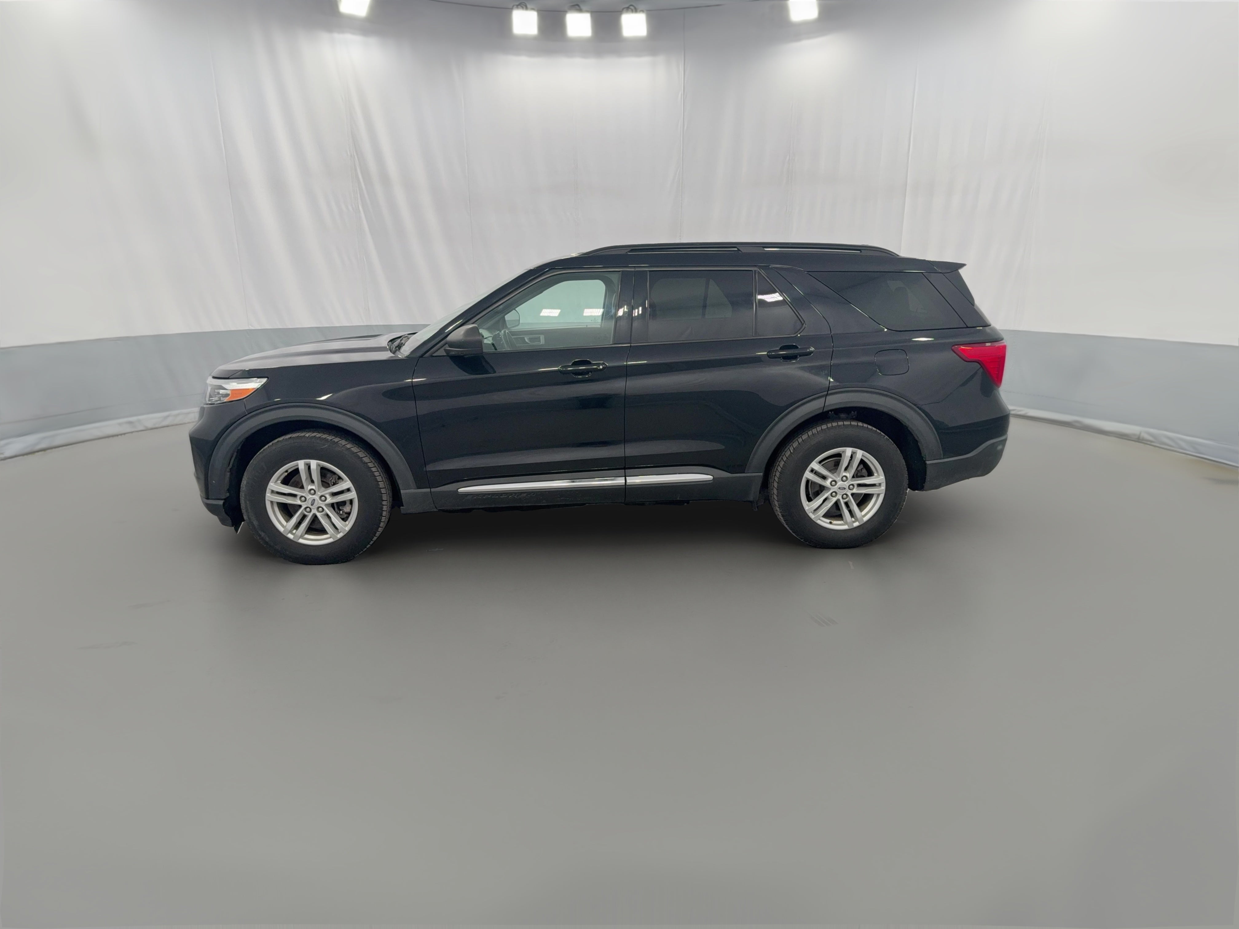 2021 Ford Explorer XLT - Photo 30