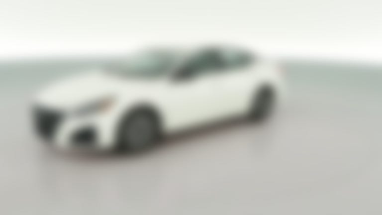 2025 Nissan Altima vehicle photo