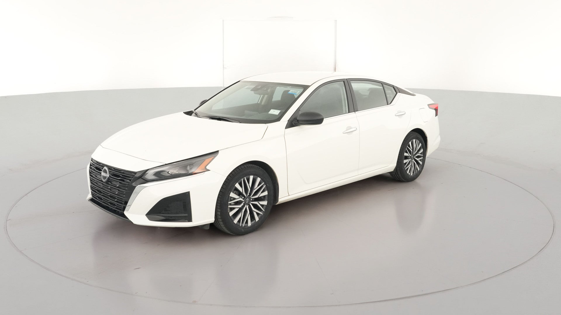 2025 Nissan Altima vehicle photo
