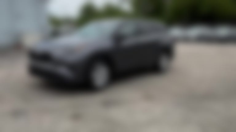2025 Toyota Highlander vehicle photo