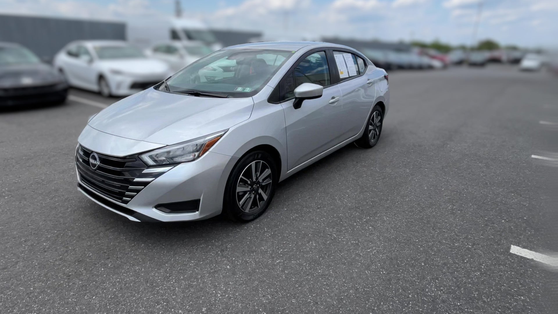 2025 Nissan Versa vehicle photo