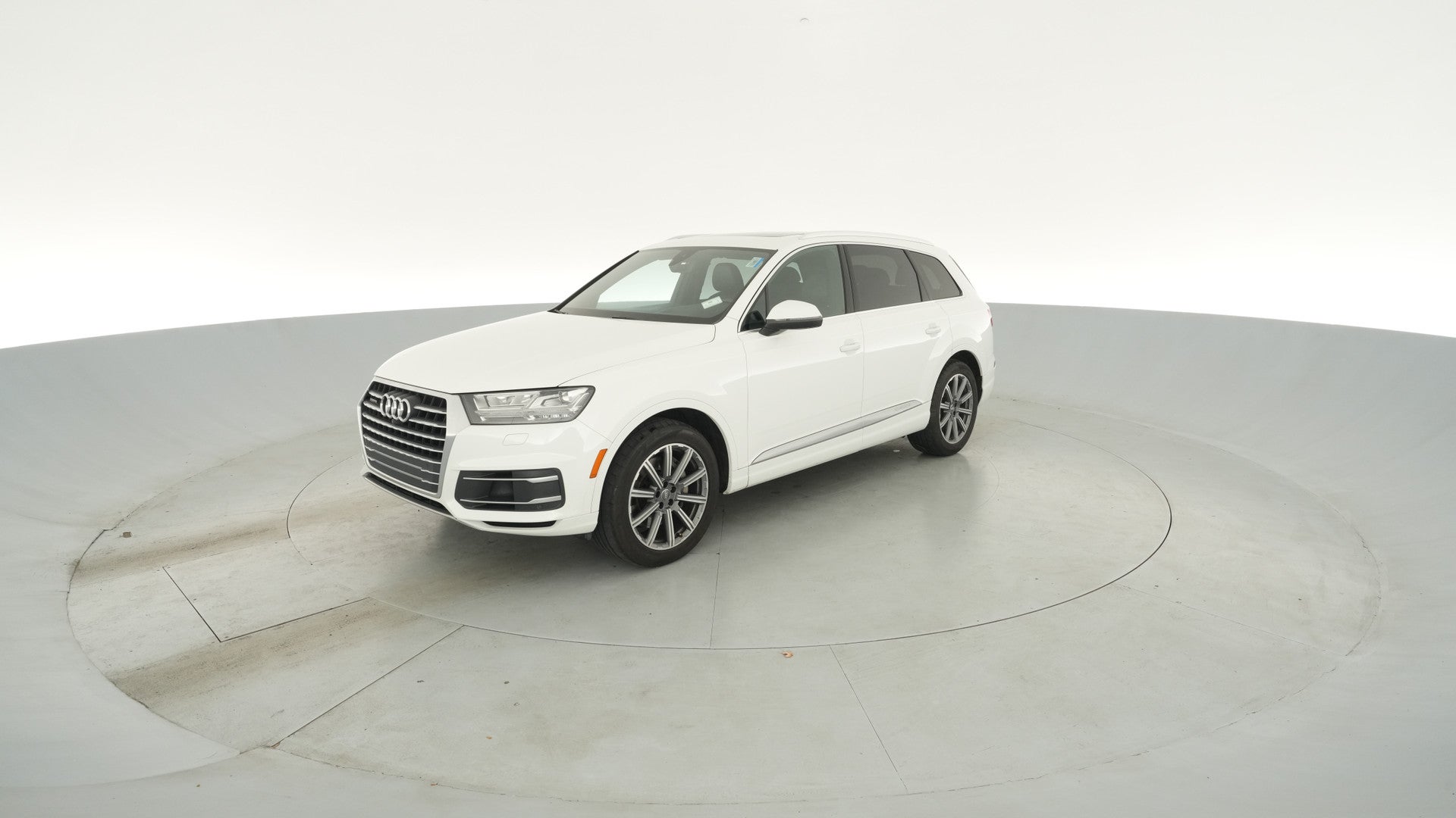 2018 Audi Q7 vehicle photo