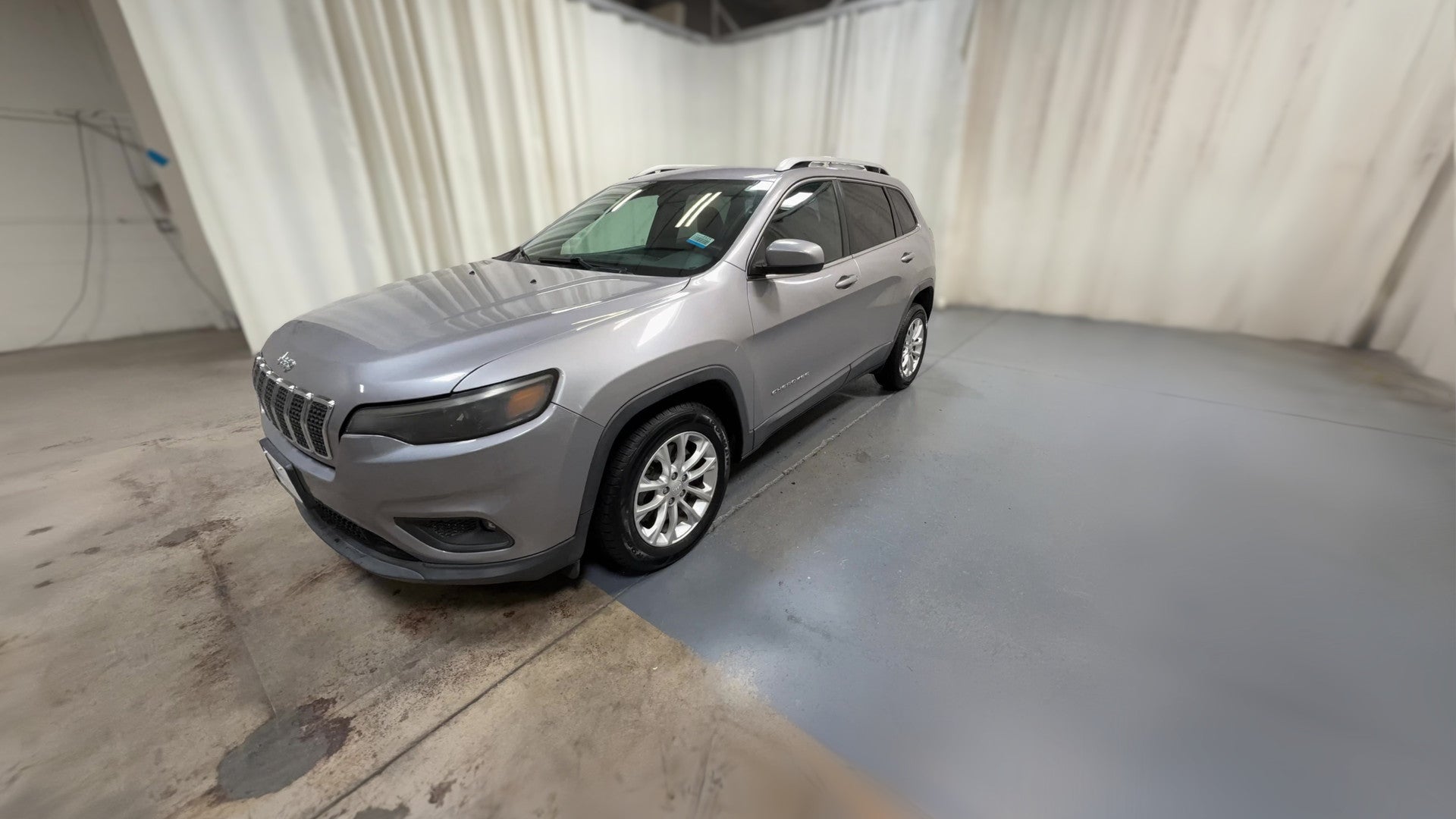 2019 Jeep Cherokee vehicle photo