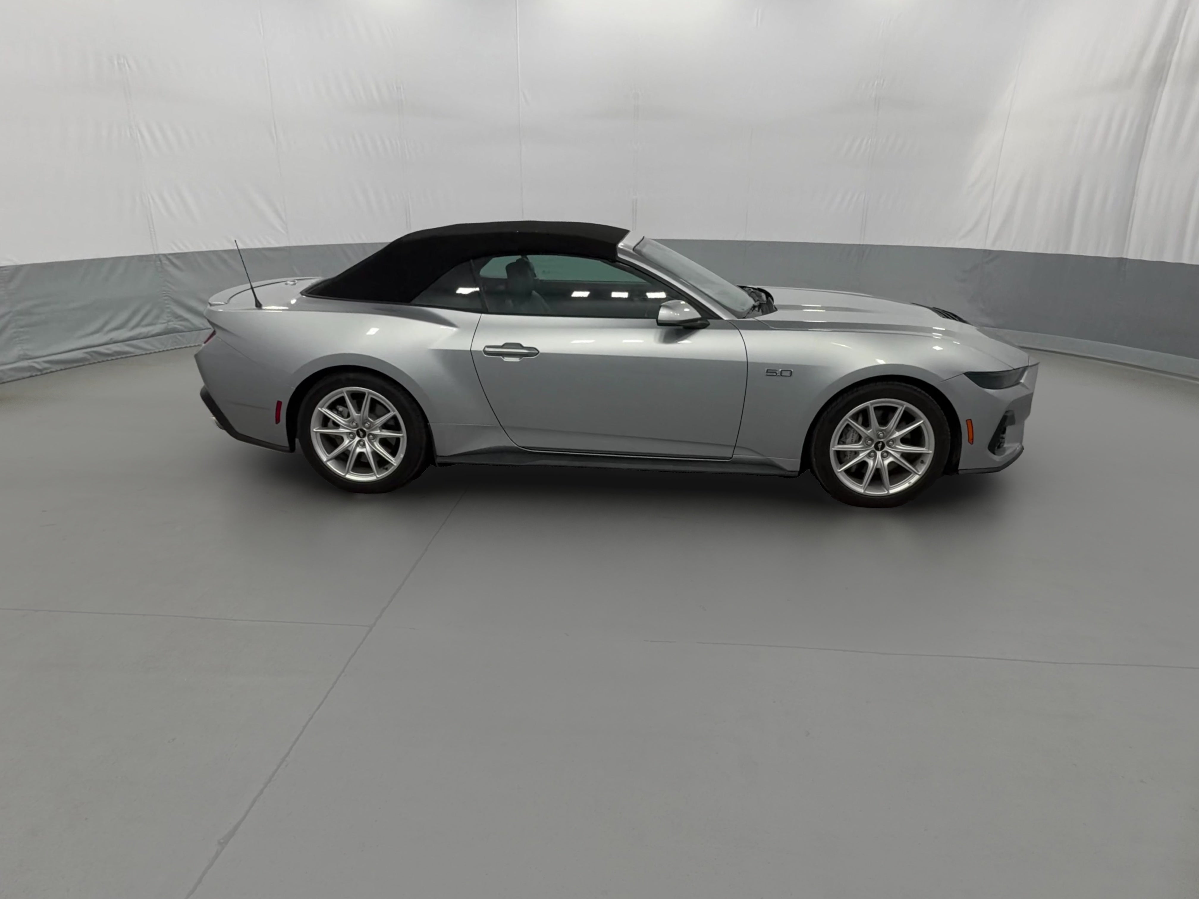 2025 Ford Mustang GT Premium - Photo 41