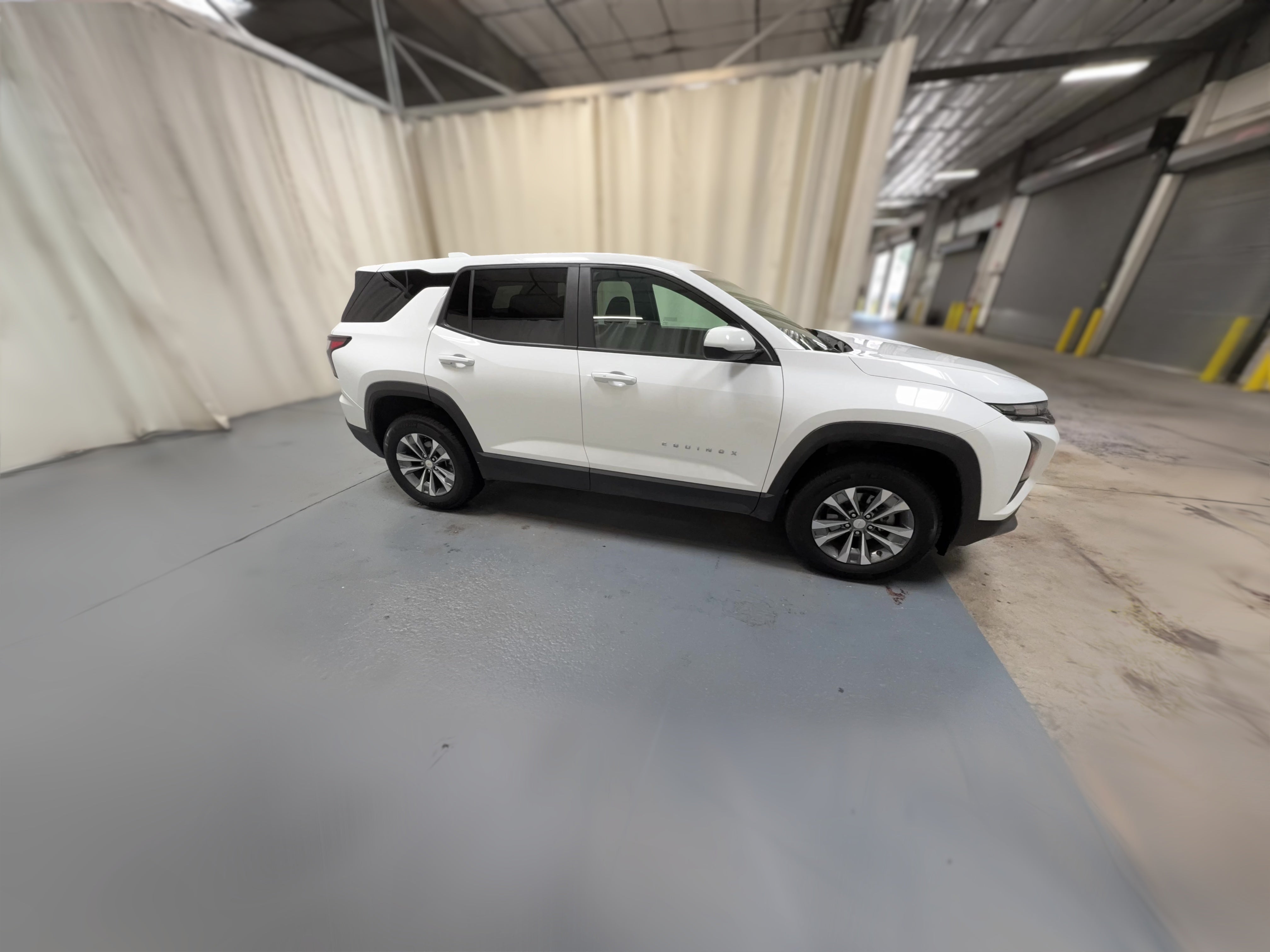 2025 Chevrolet Equinox LT - Photo 35