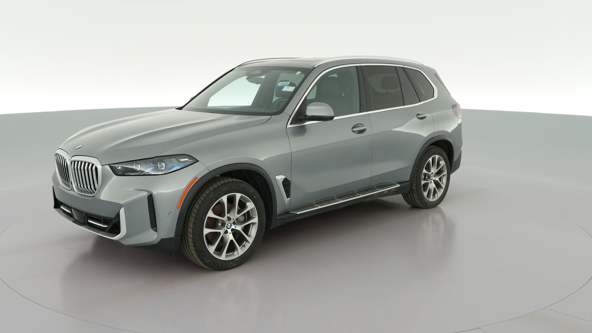 2024 BMW X5 vehicle photo