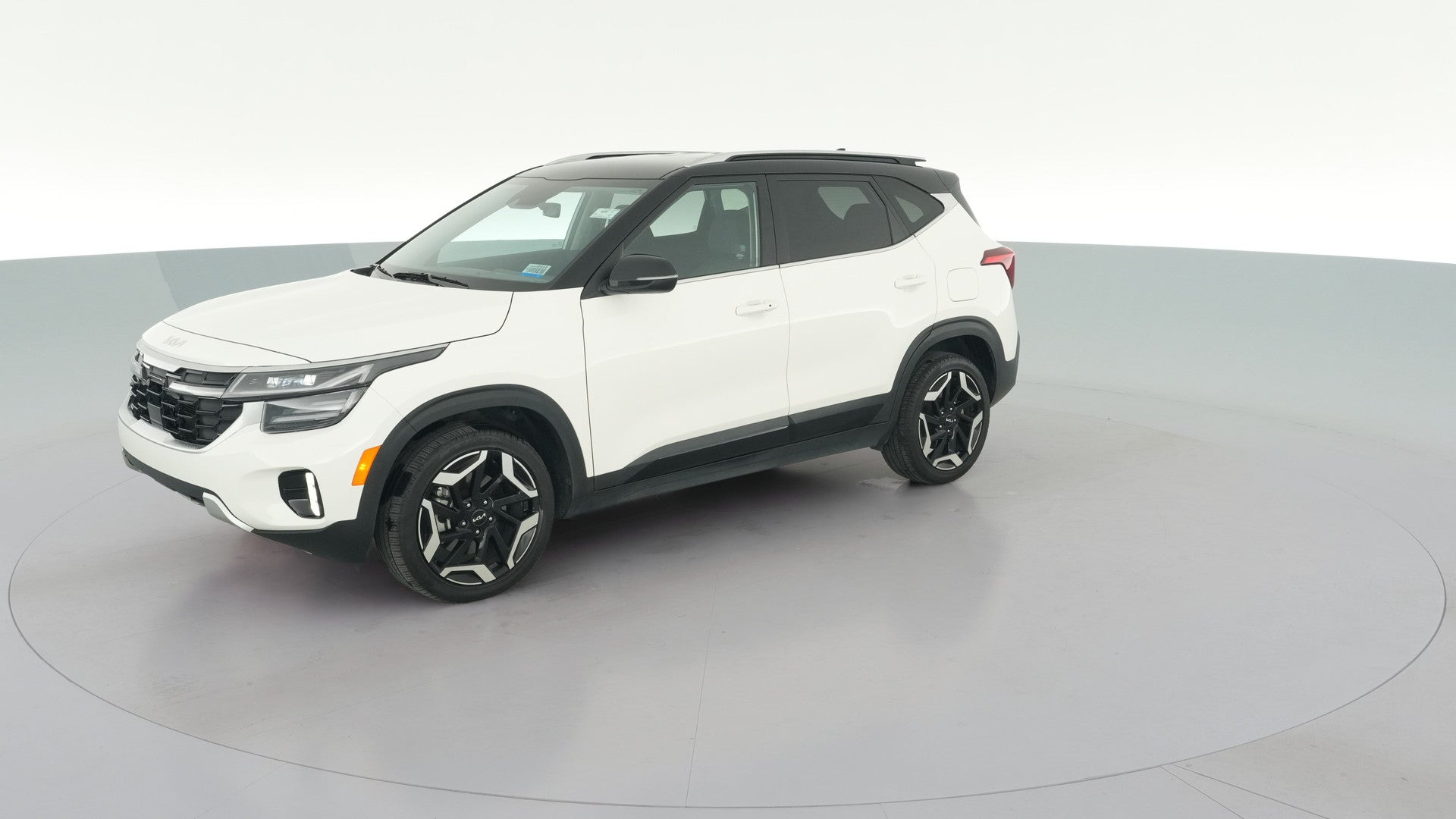 2024 Kia Seltos vehicle photo