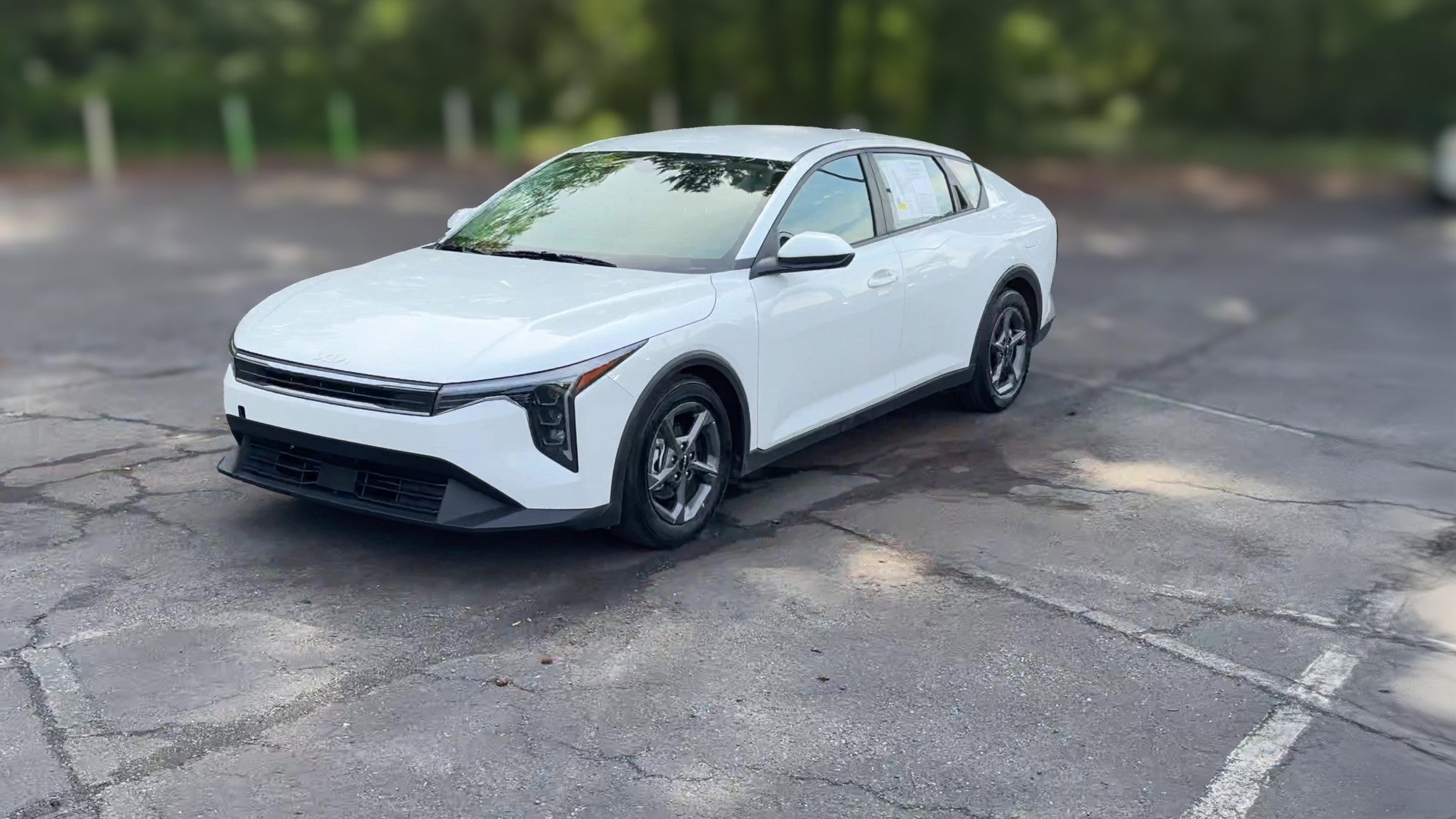 2025 Kia K4 vehicle photo