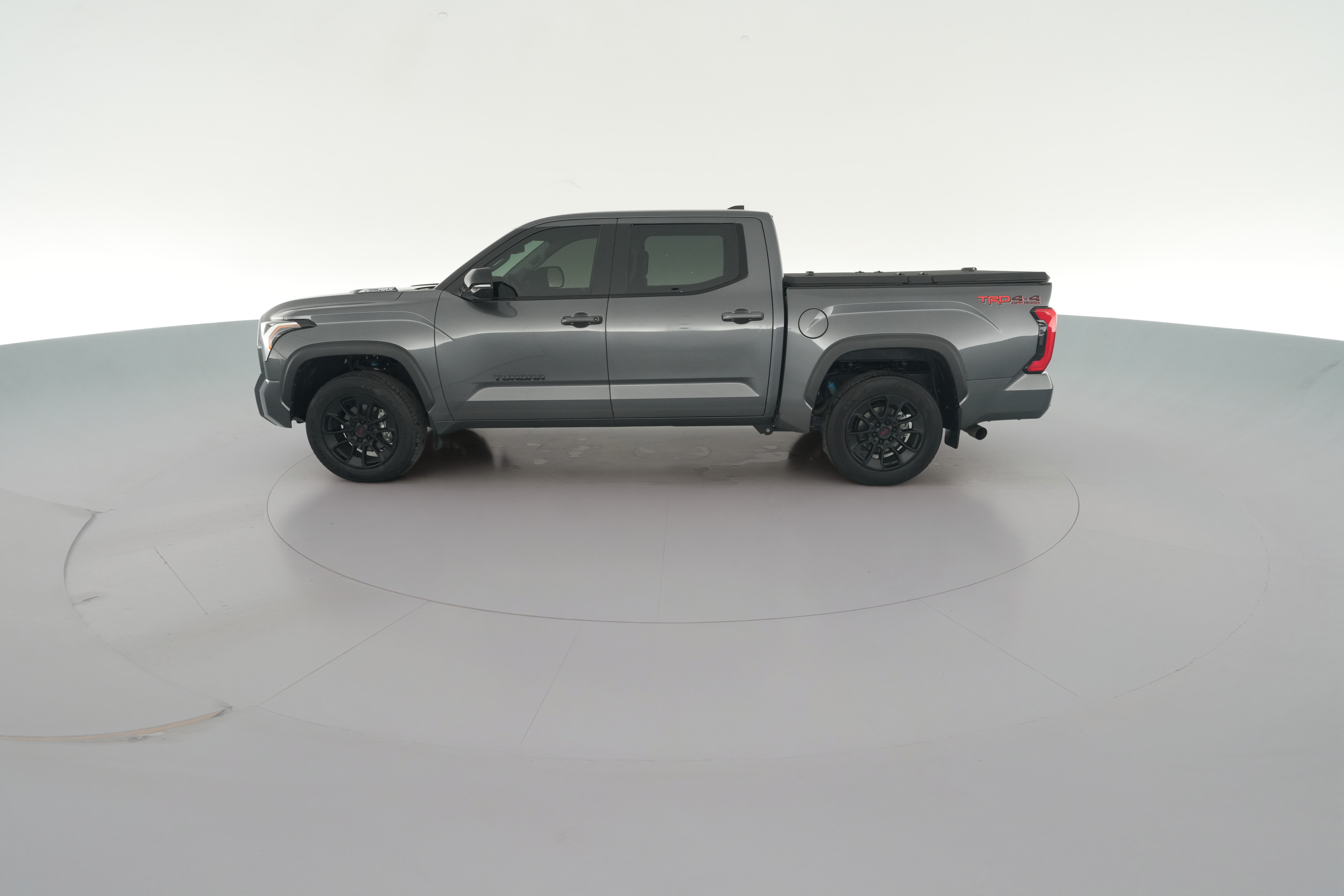 2024 Toyota Tundra Limited - Photo 30